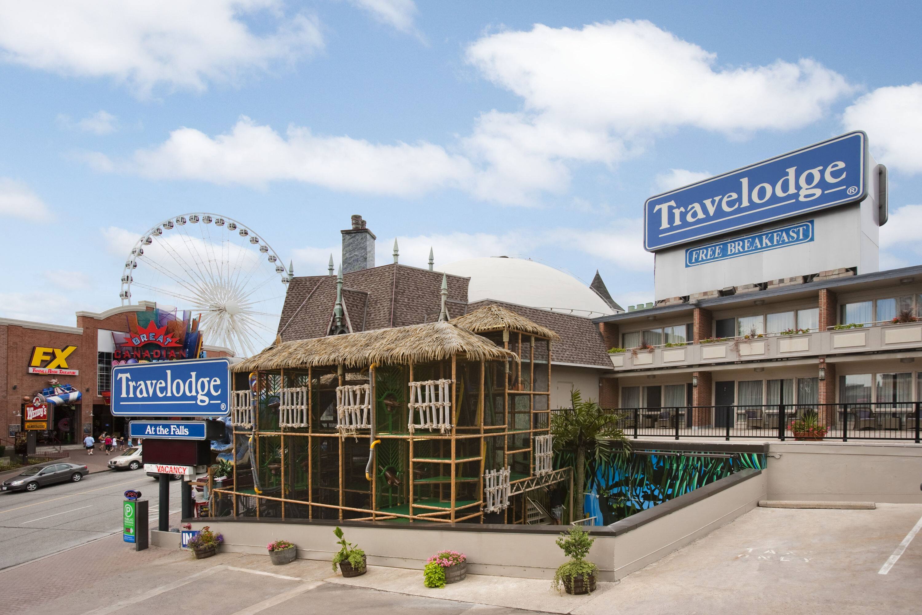 Clifton hill attractions fun house