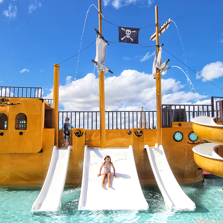 Cancun Resort Las Vegas water slides 