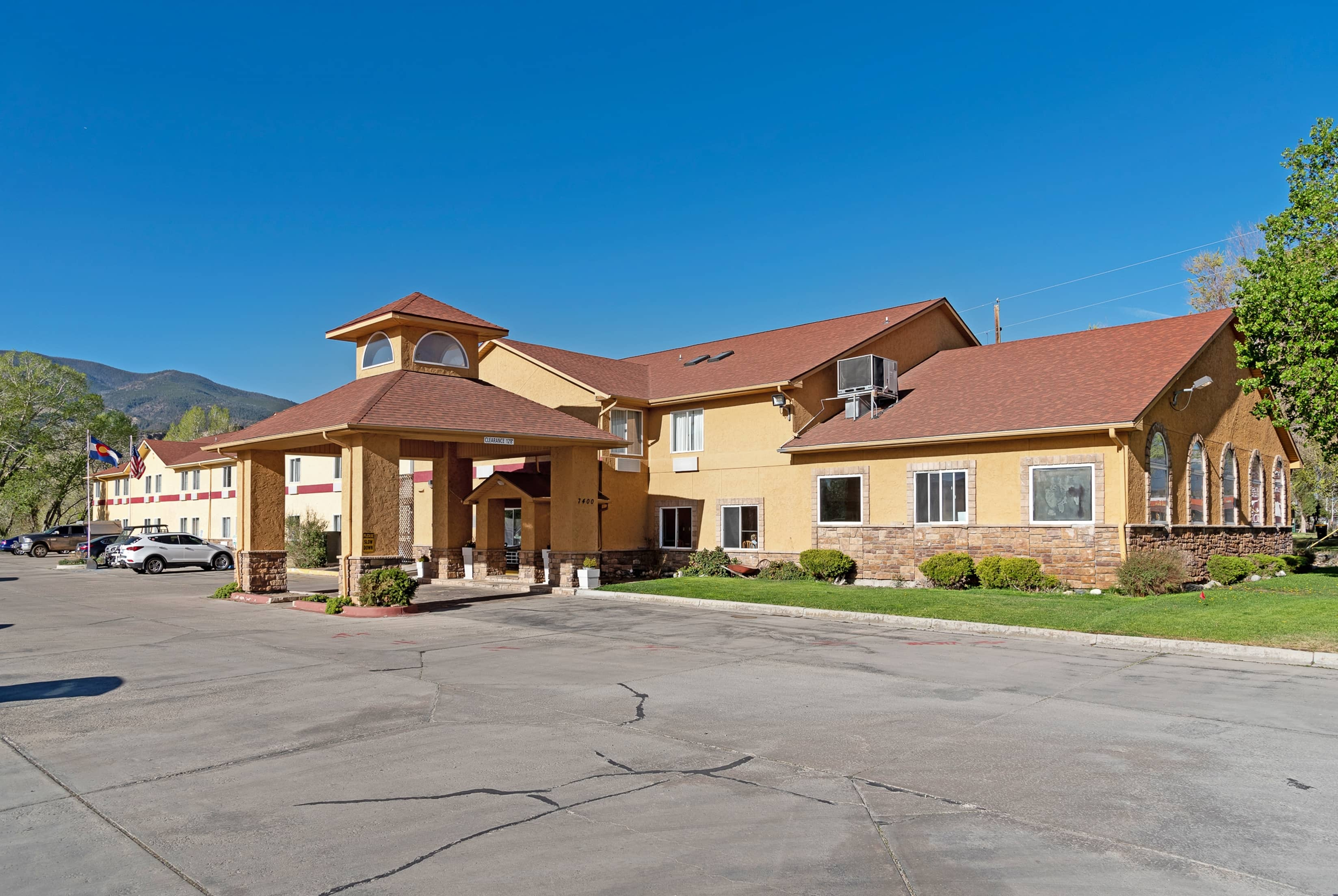 Baymont by Wyndham Salida | Salida, CO Hotels