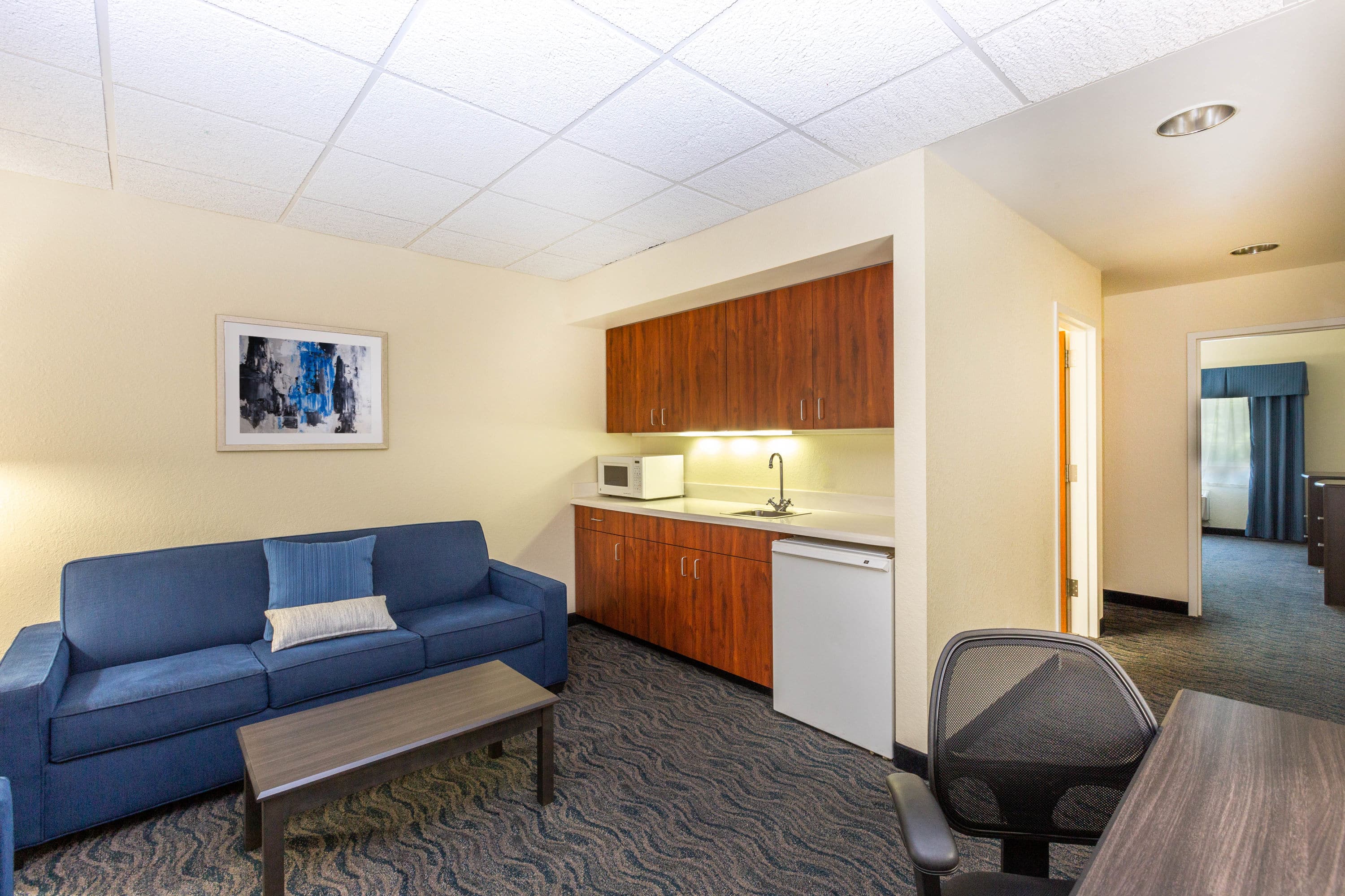 Baymont By Wyndham Des Moines Airport Des Moines IA Hotels   17912 Suite 9 