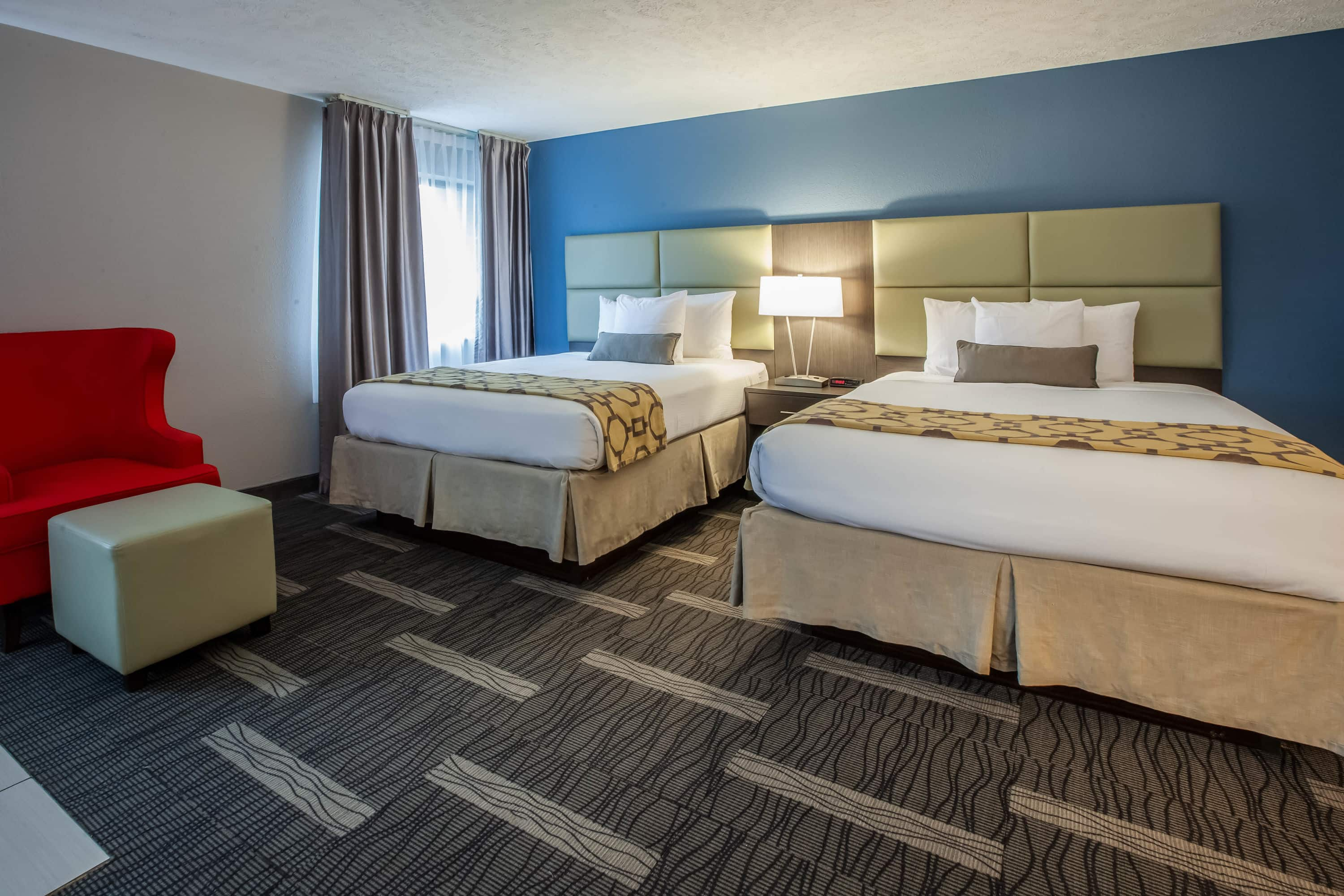 Baymont By Wyndham Traverse City Traverse City MI Hotels   17889 Suite 6 