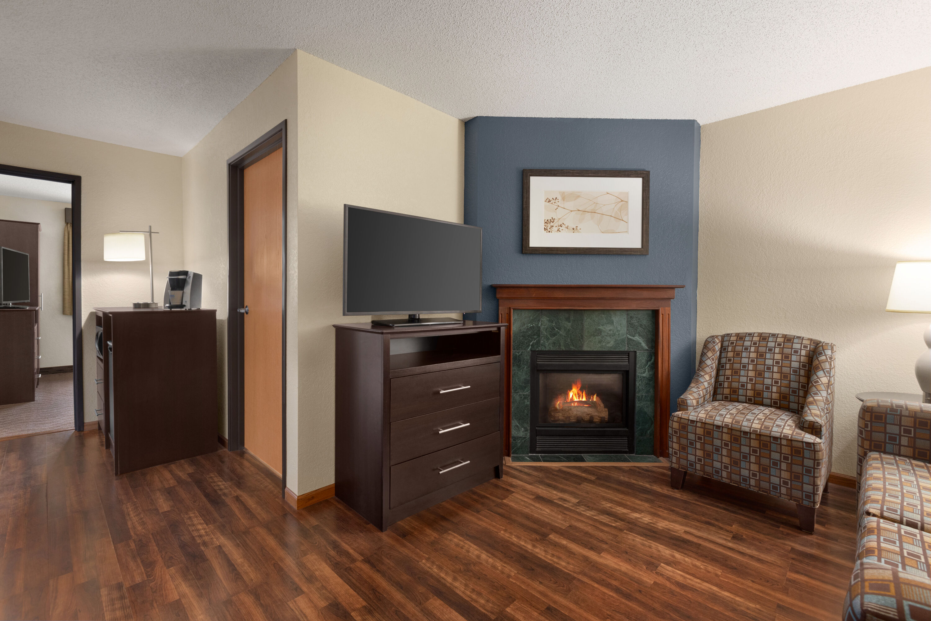 Baymont by Wyndham Owatonna | Owatonna, MN Hotels