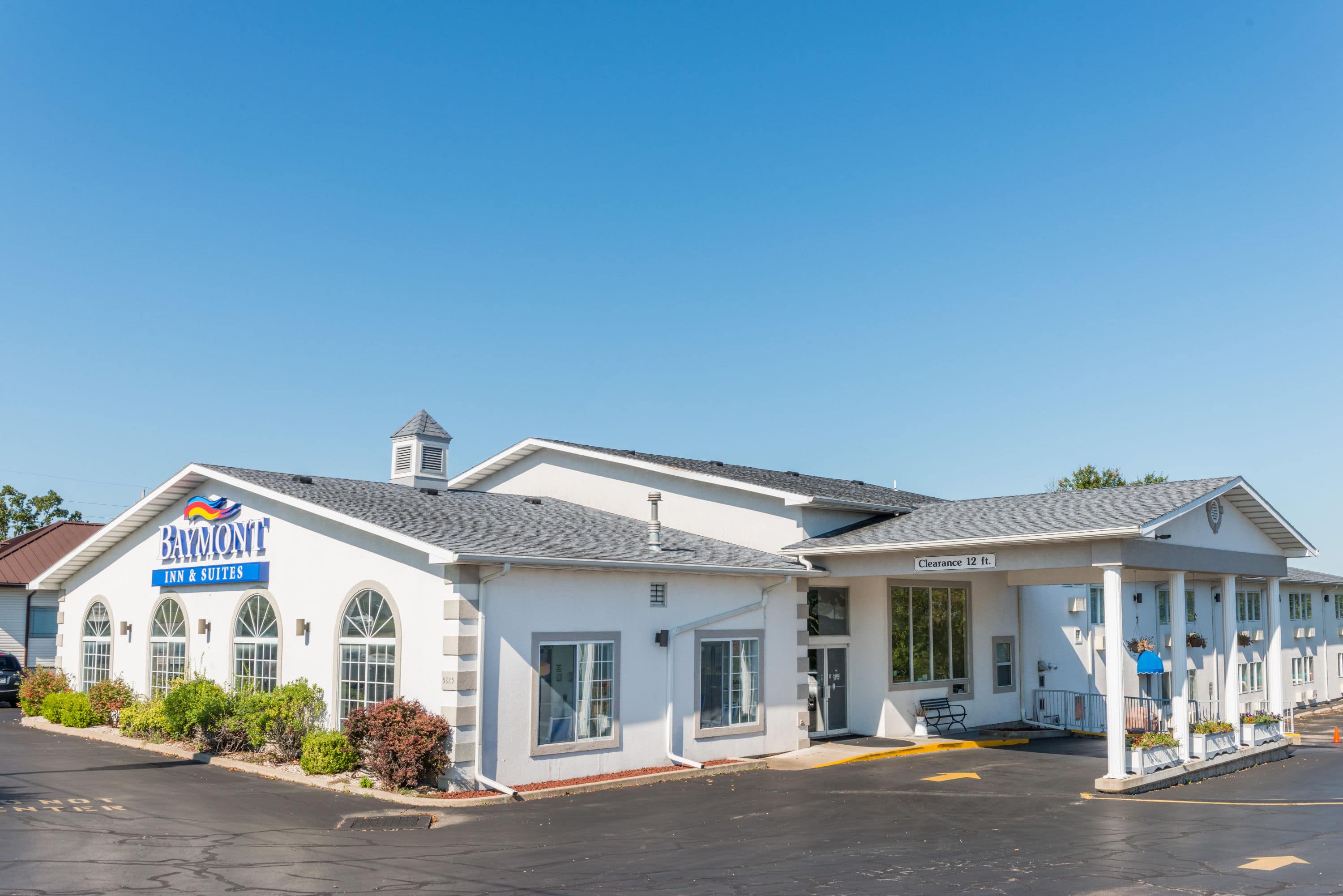 Baymont by Wyndham Osage Beach | Osage Beach, MO Hotels