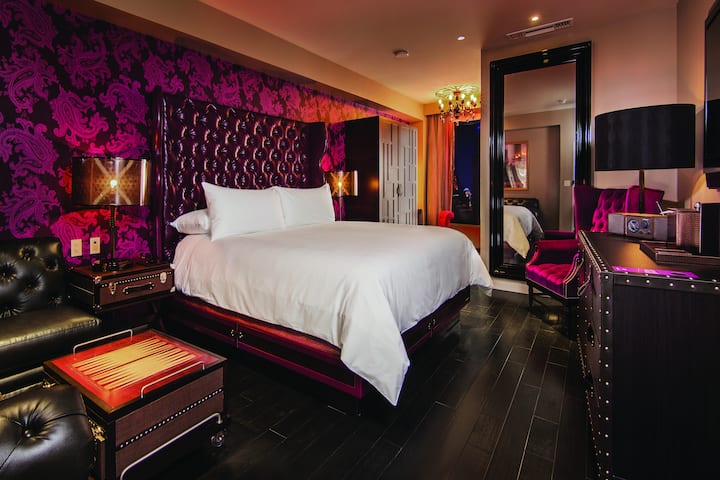 Guest room at the The Cromwell Las Vegas in Las Vegas, Nevada