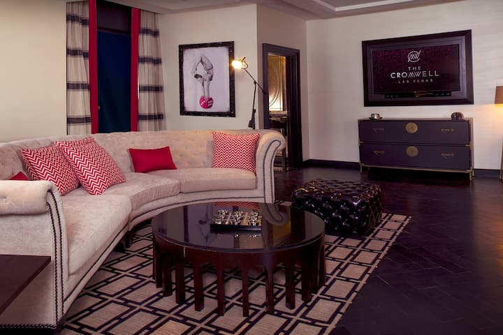 Guest room at the The Cromwell Las Vegas in Las Vegas, Nevada