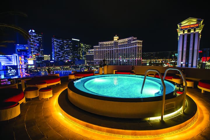 Pool at the The Cromwell Las Vegas in Las Vegas, Nevada