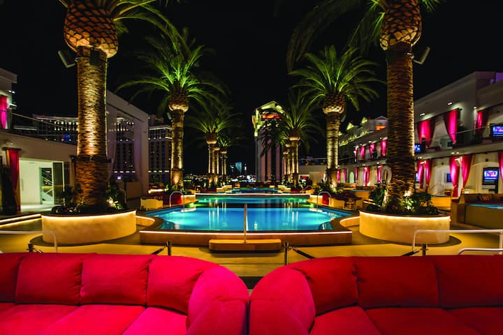 Pool at the The Cromwell Las Vegas in Las Vegas, Nevada