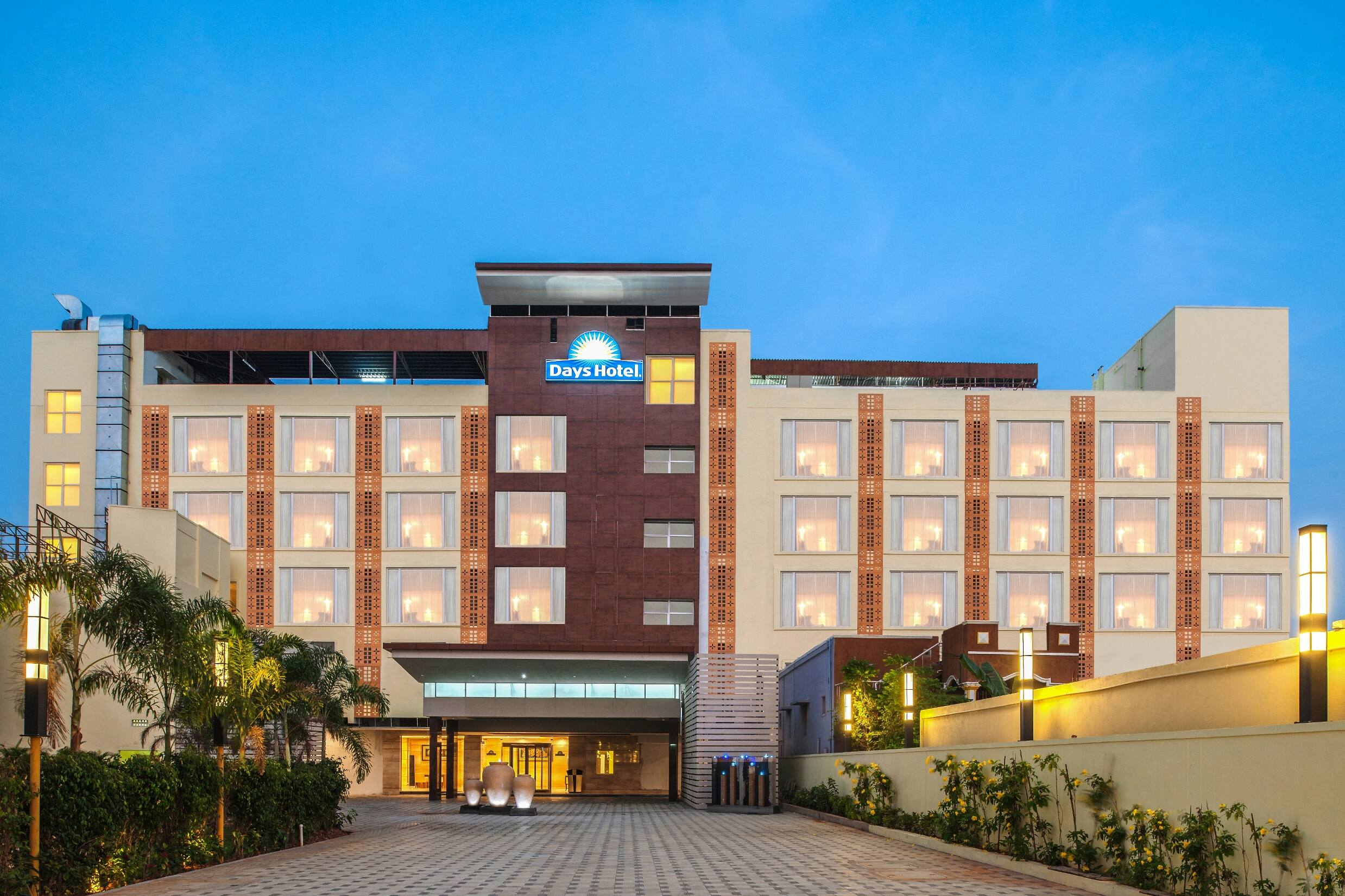 Days Hotel By Wyndham Chennai Omr Chennai In Hotels