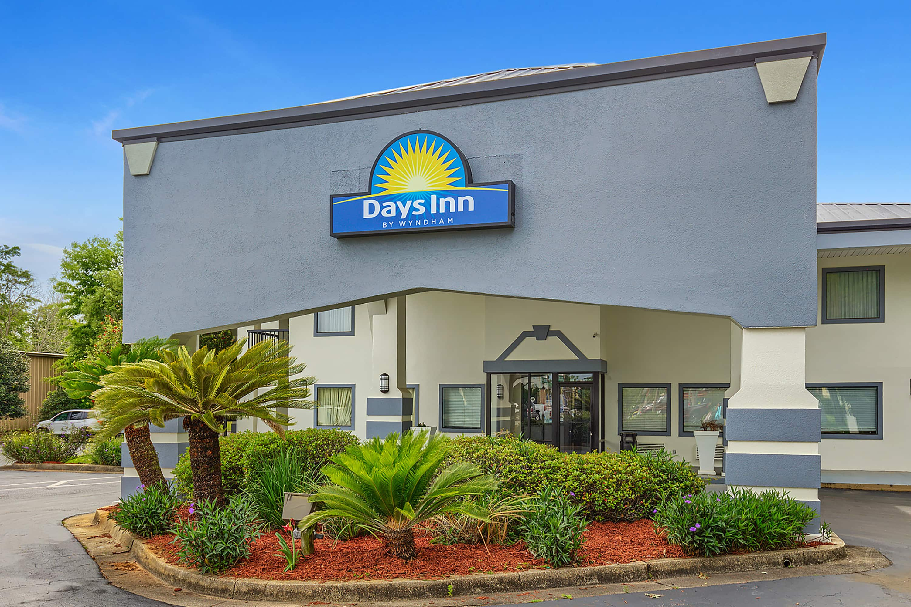 Days Inn by Wyndham Foley | Foley, AL Hotels