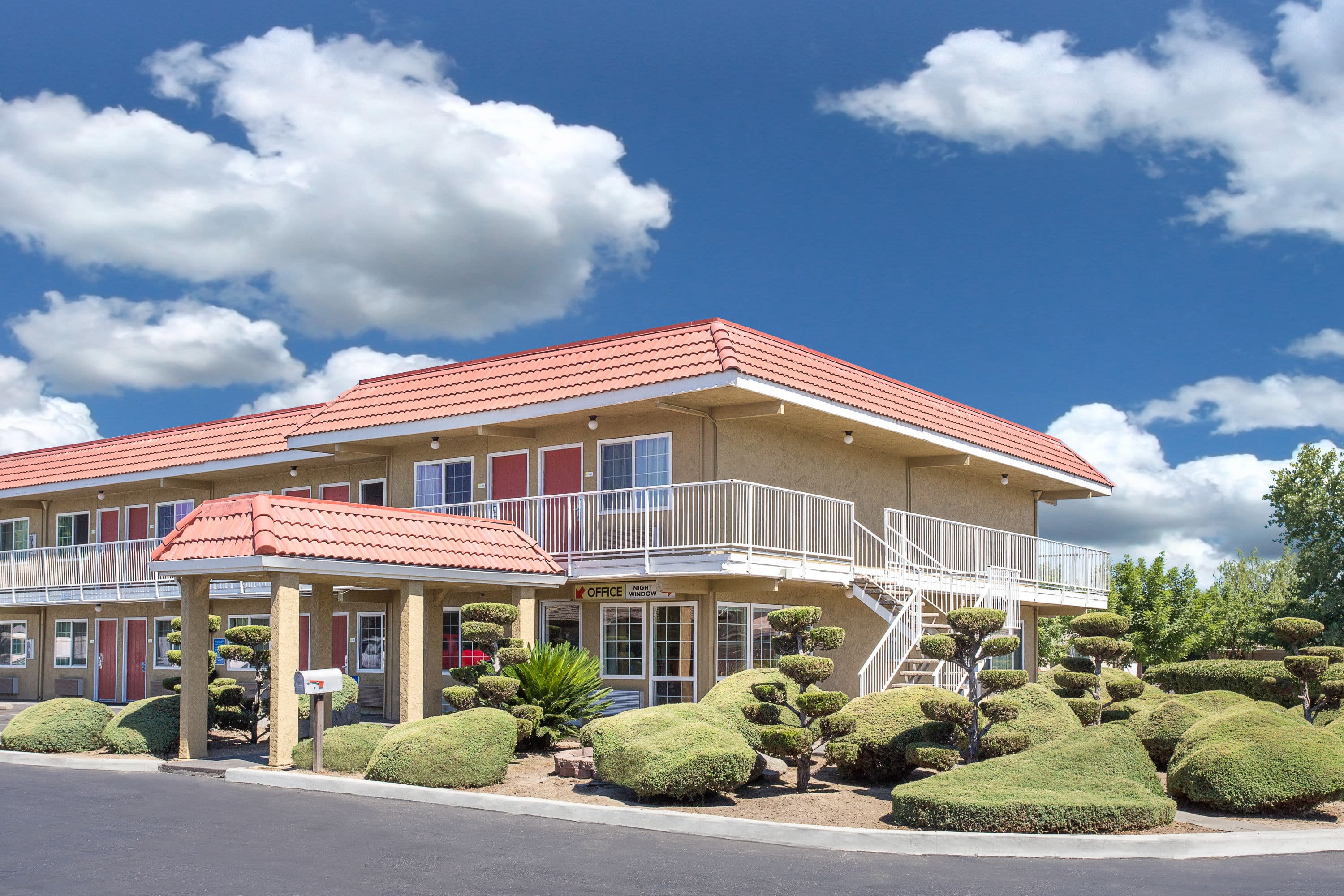 cheap hotels turlock ca