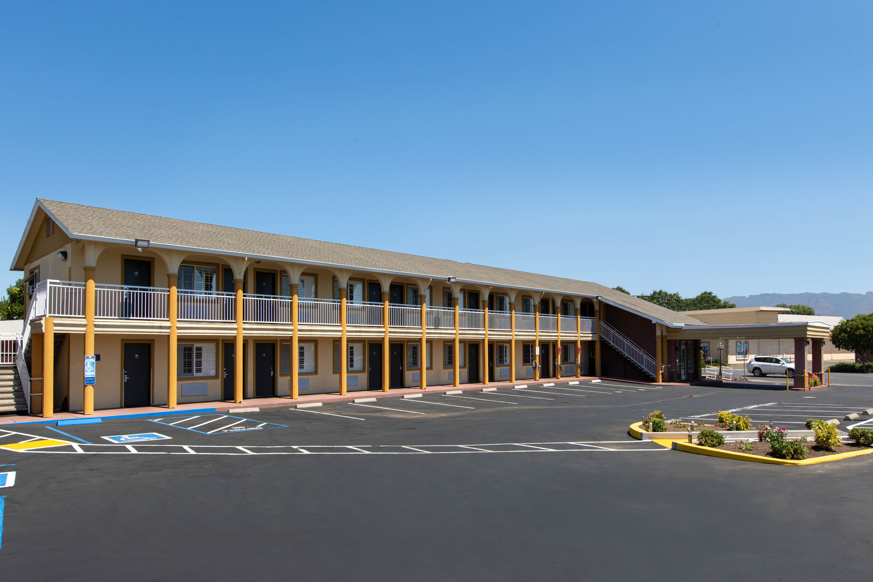 Days Inn by Wyndham Ukiah Ukiah, CA Hotels