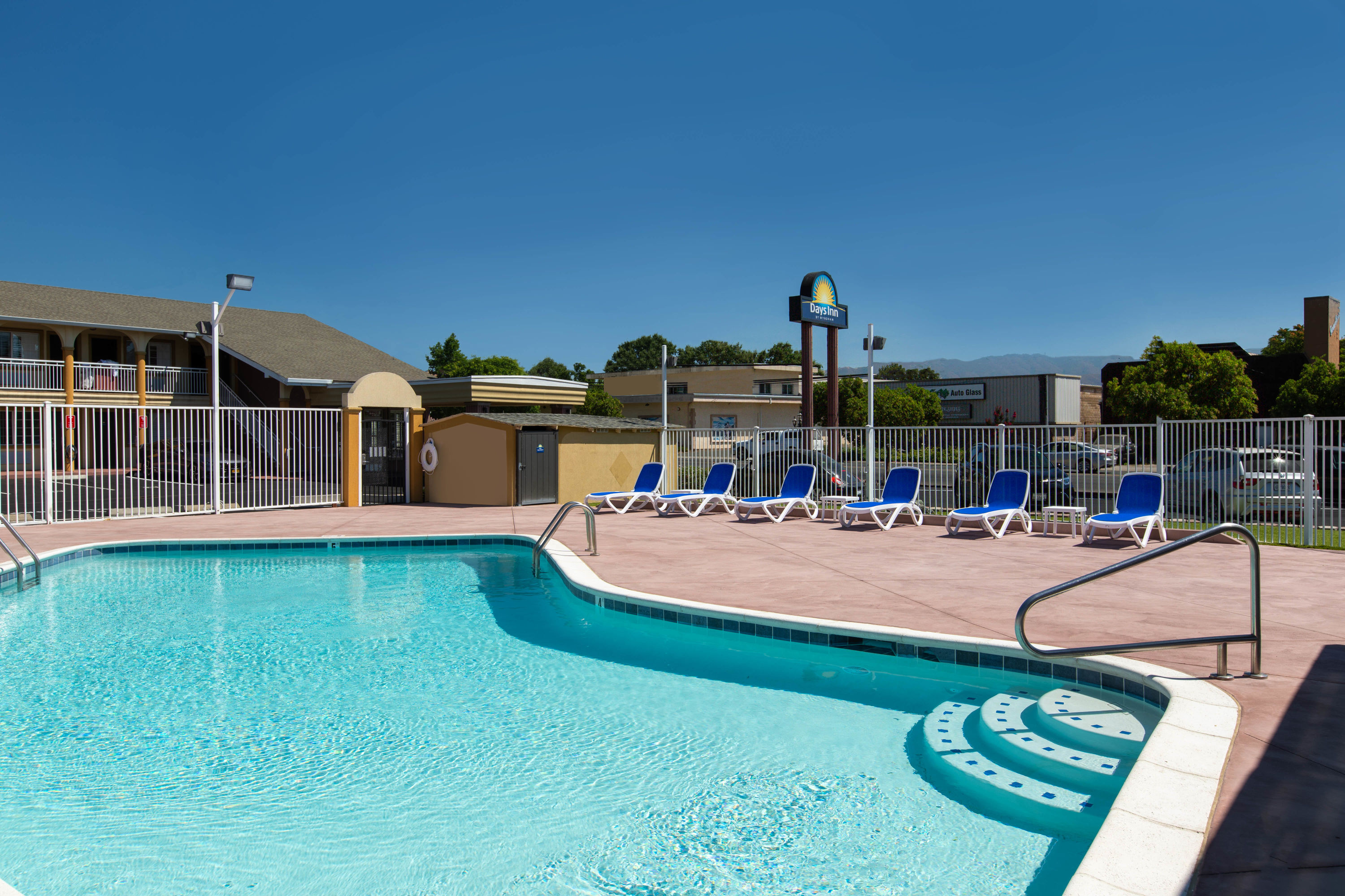 Days Inn by Wyndham Ukiah Ukiah, CA Hotels