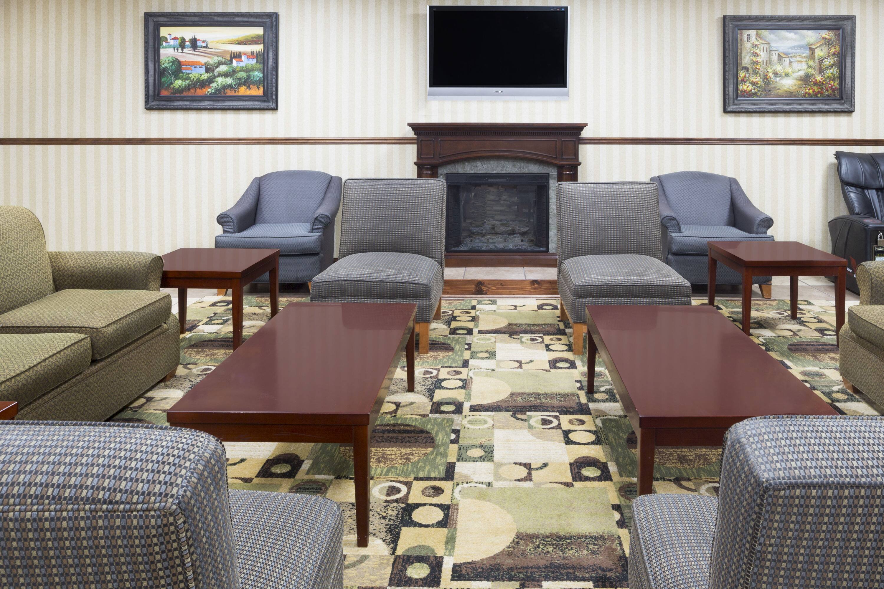 Days Inn By Wyndham Columbus North Fort Benning Columbus - 