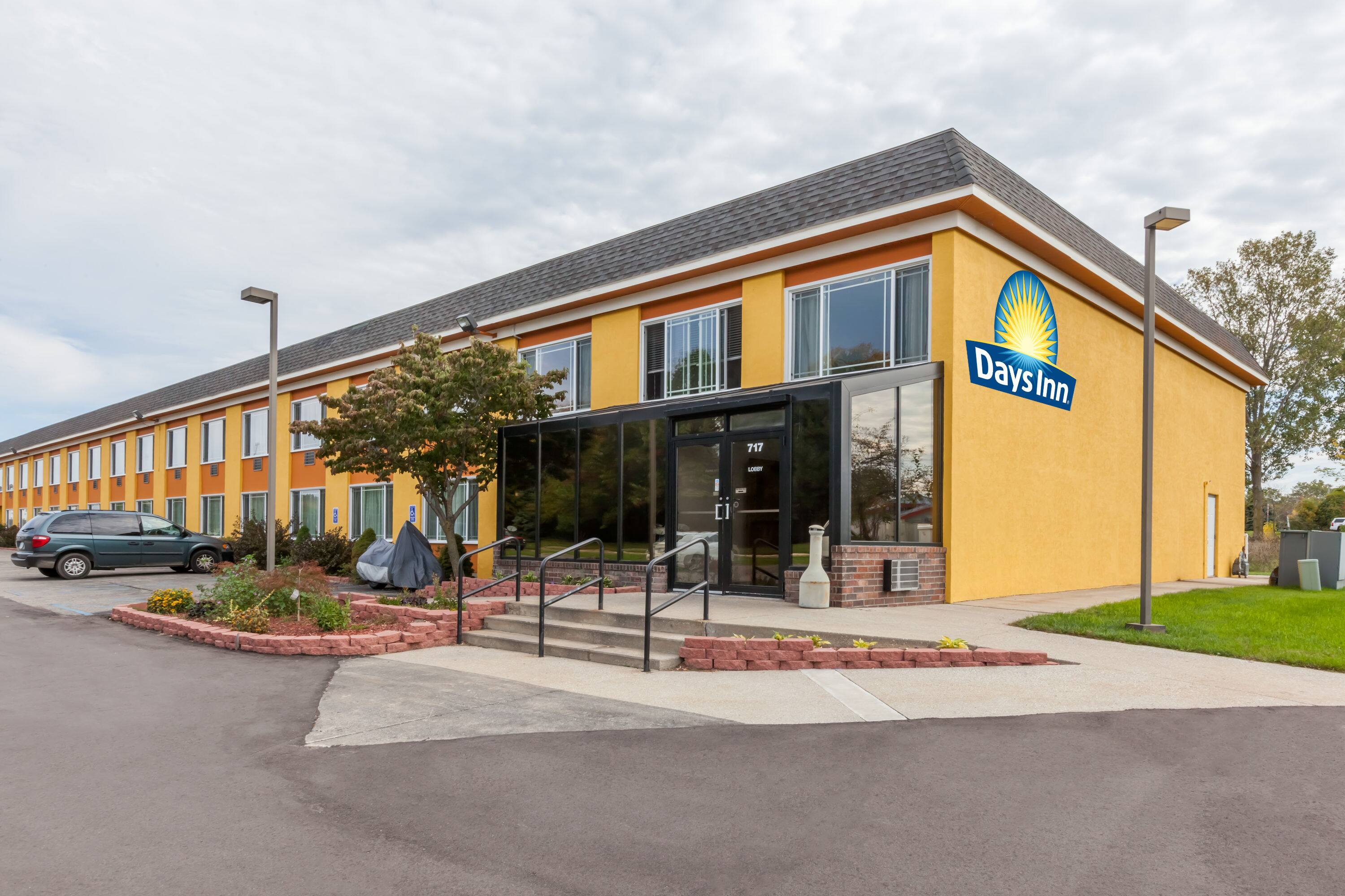 Days Inn By Wyndham Holland Holland Mi Hotels - 