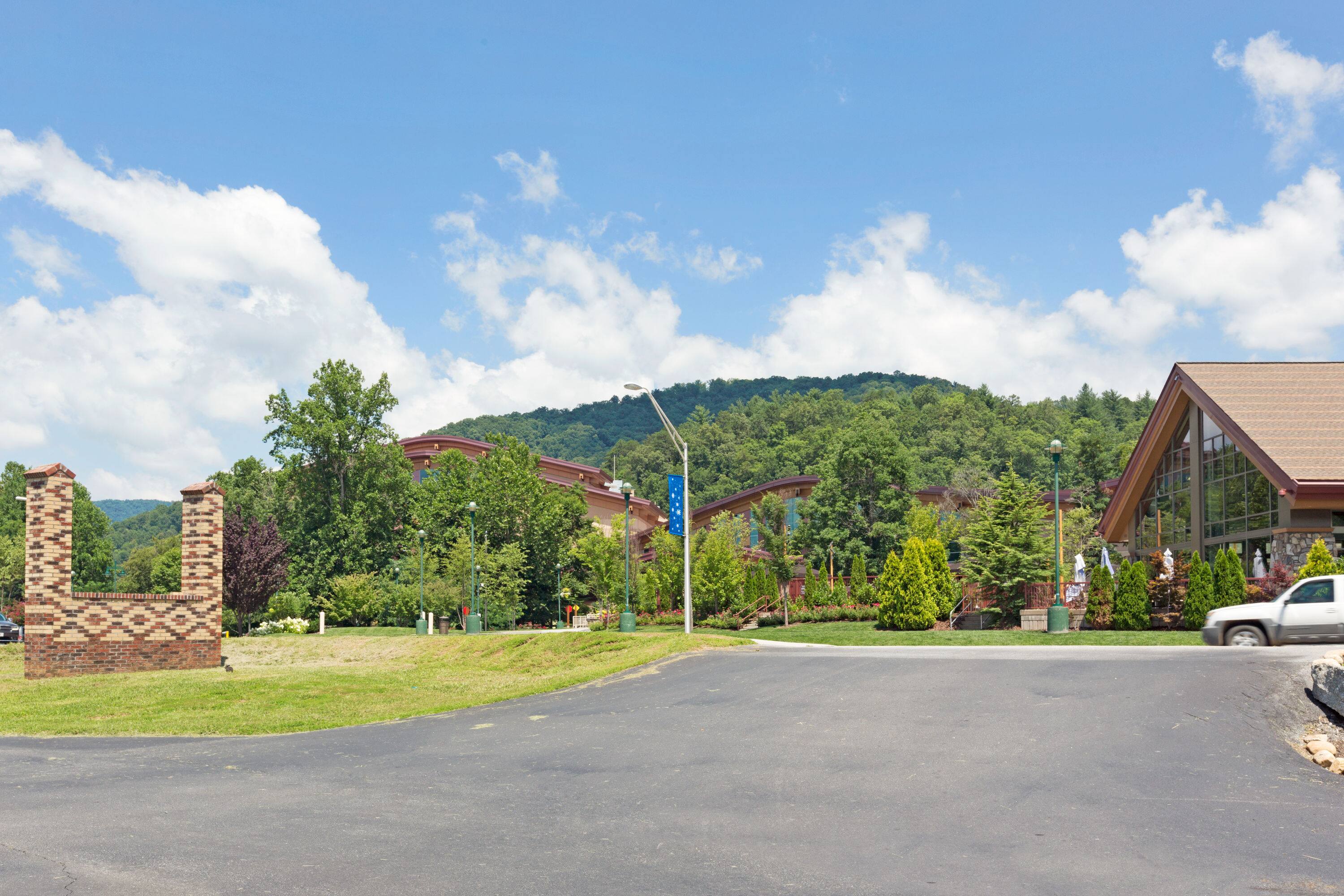 hotels on casino trail in cherokee nc