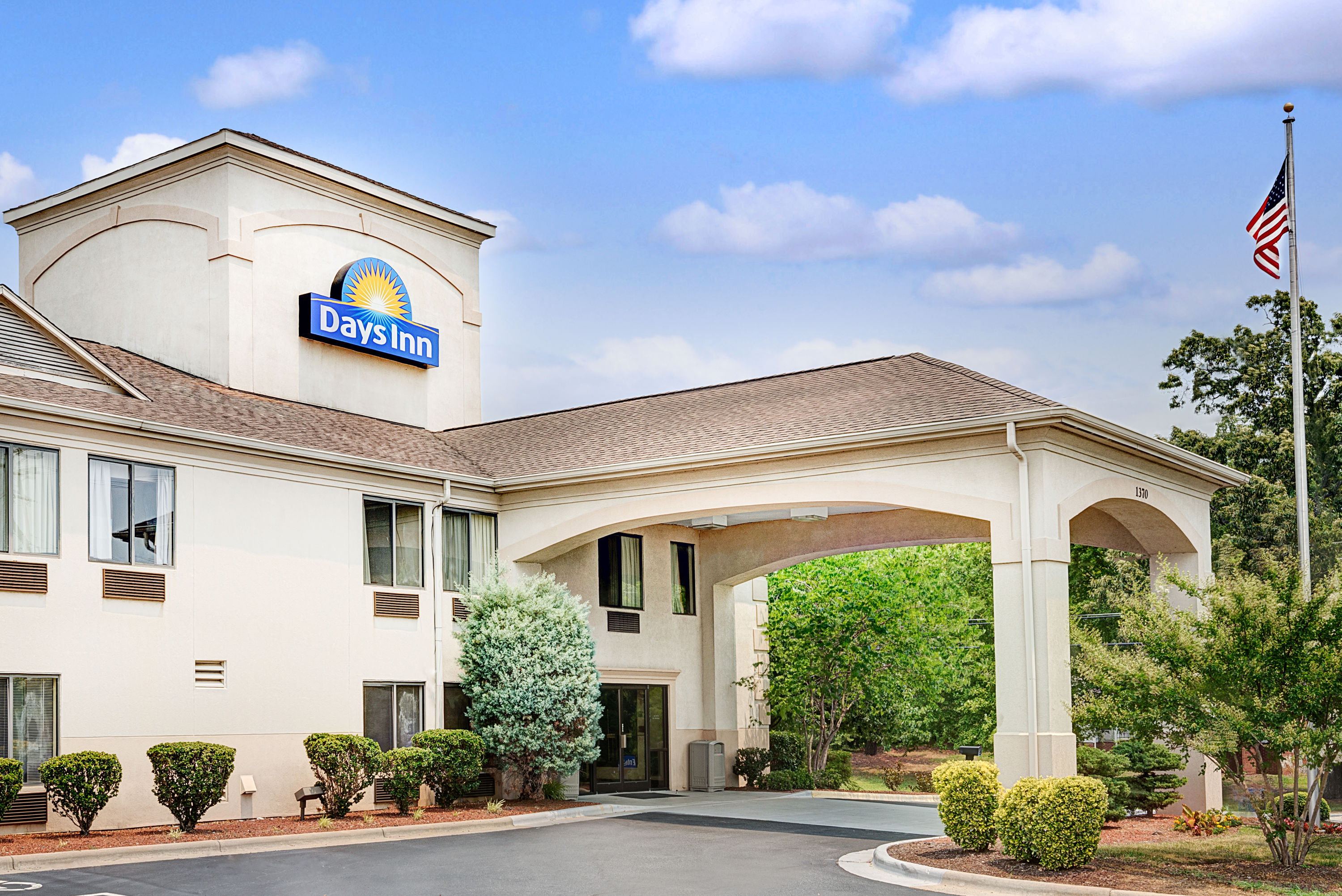 Days Inn By Wyndham Burlington East Haw River Nc Hotels