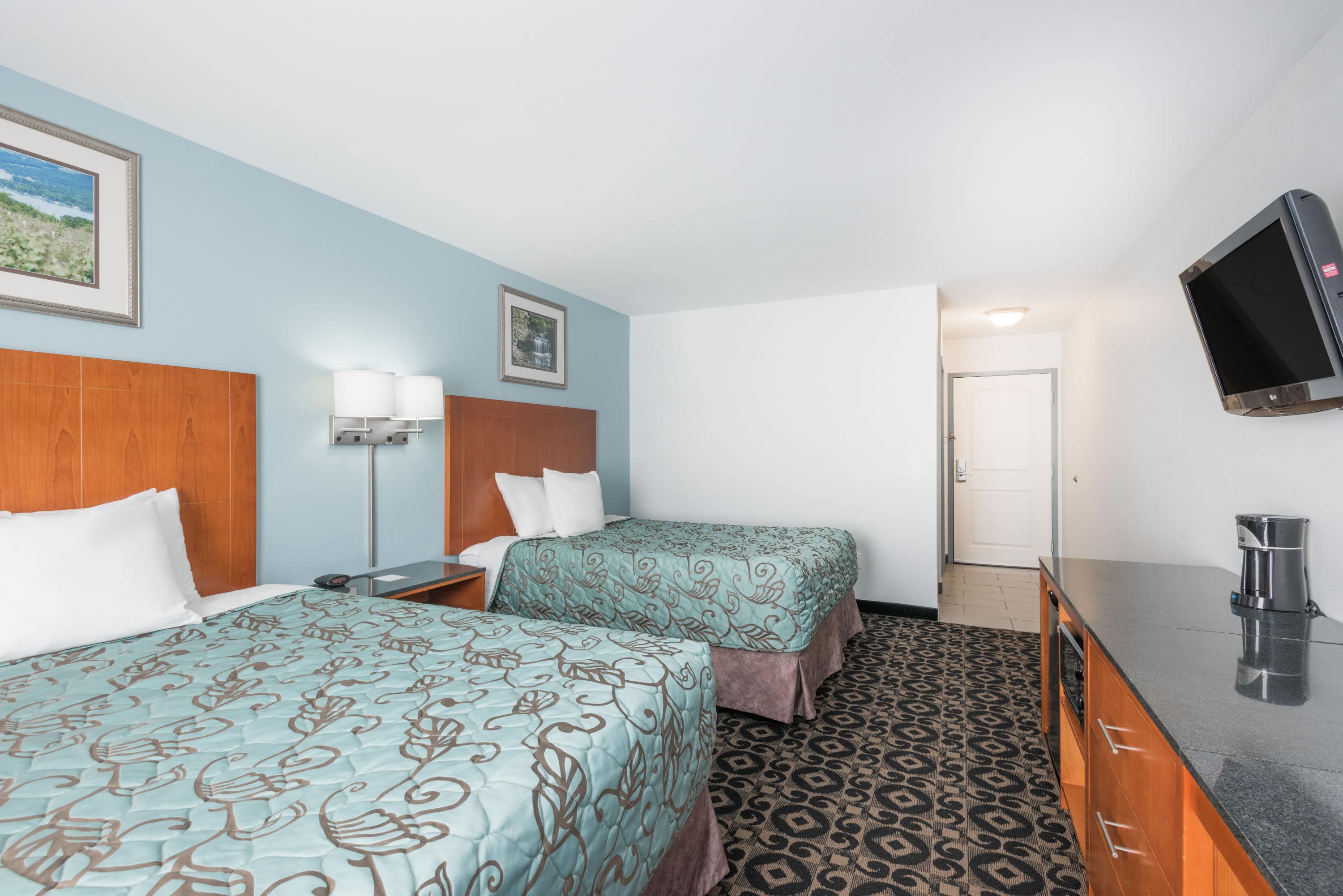 Days Inn By Wyndham Evans Millsfort Drum Evans Mills Ny - 