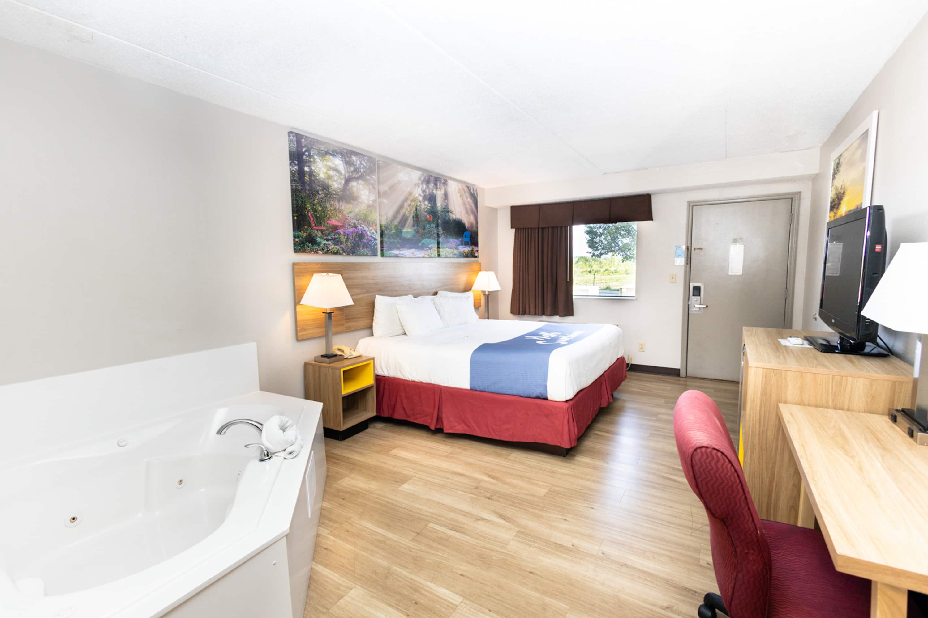 Days Inn By Wyndham Dayton Huber Heights Northeast | Dayton, OH Hotels