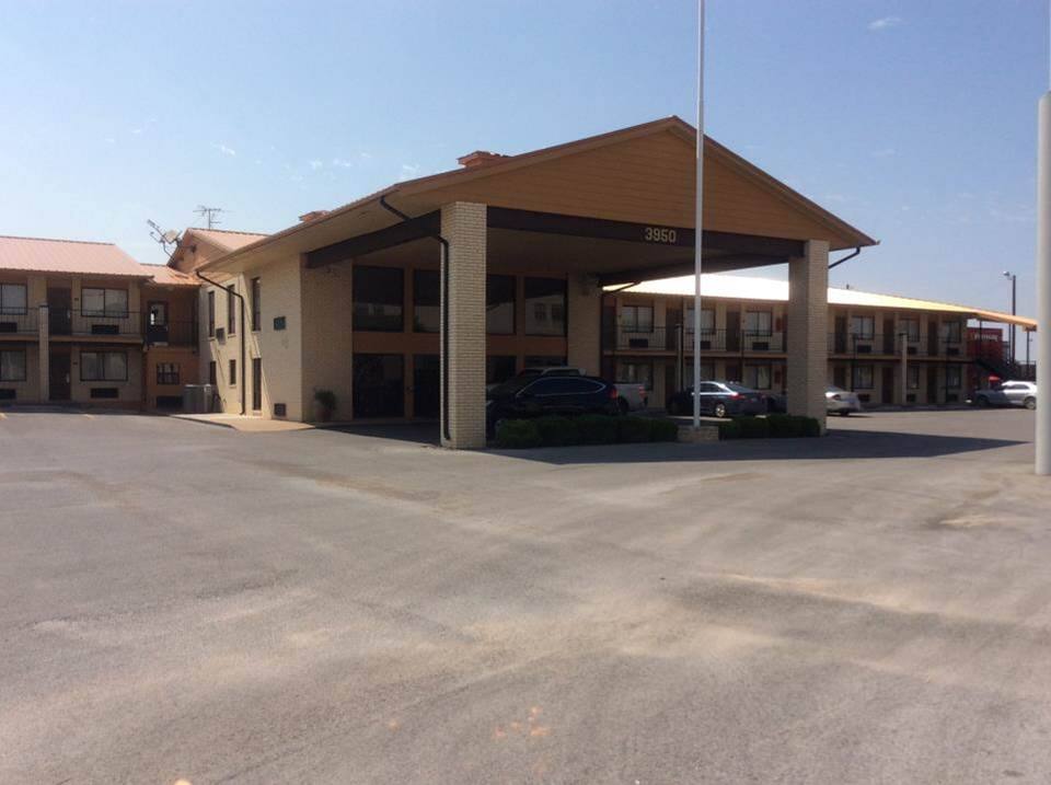 Days Inn by Wyndham Abilene | Abilene, TX Hotels