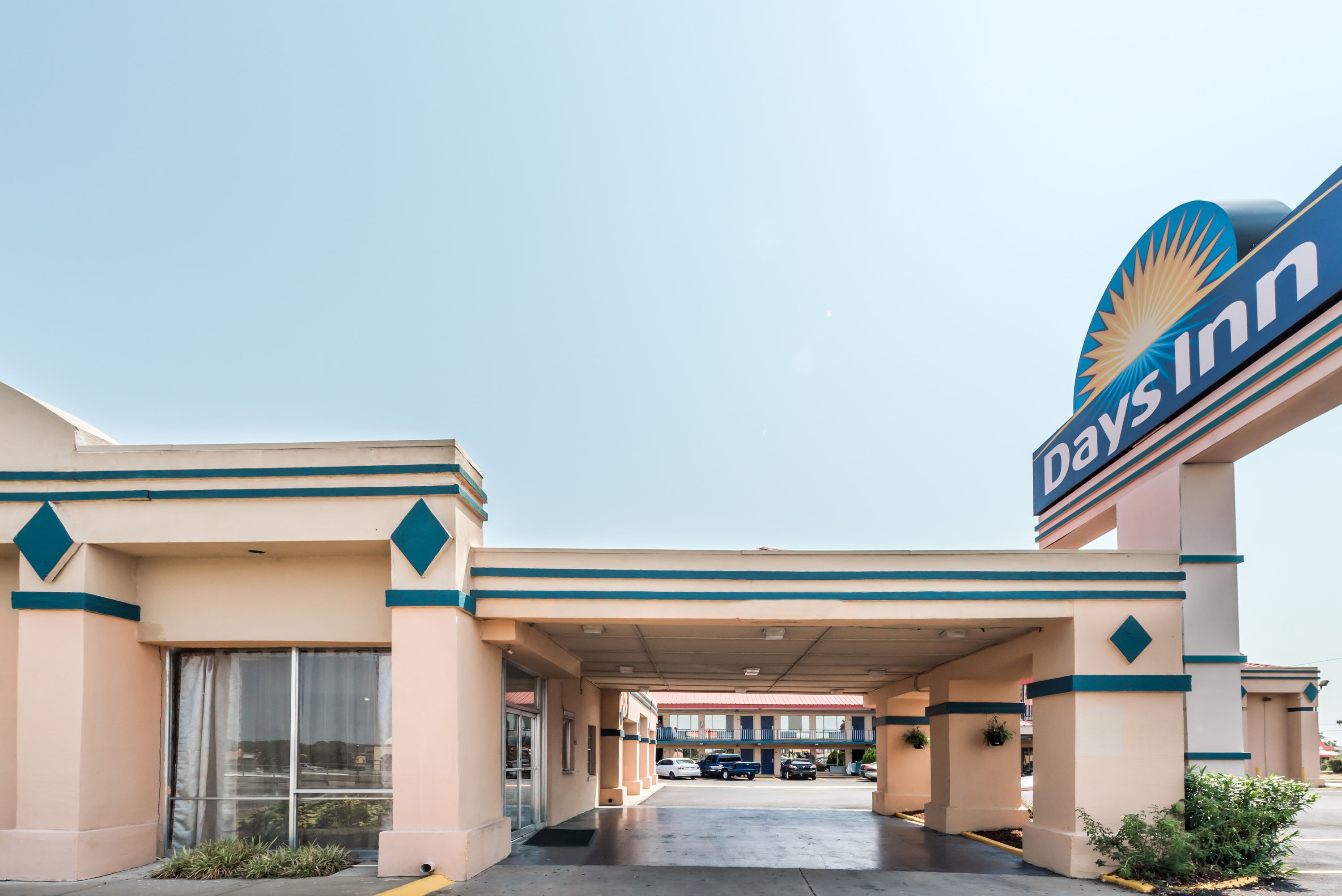 Days Inn By Wyndham South Fort Worth Fort Worth Tx Hotels