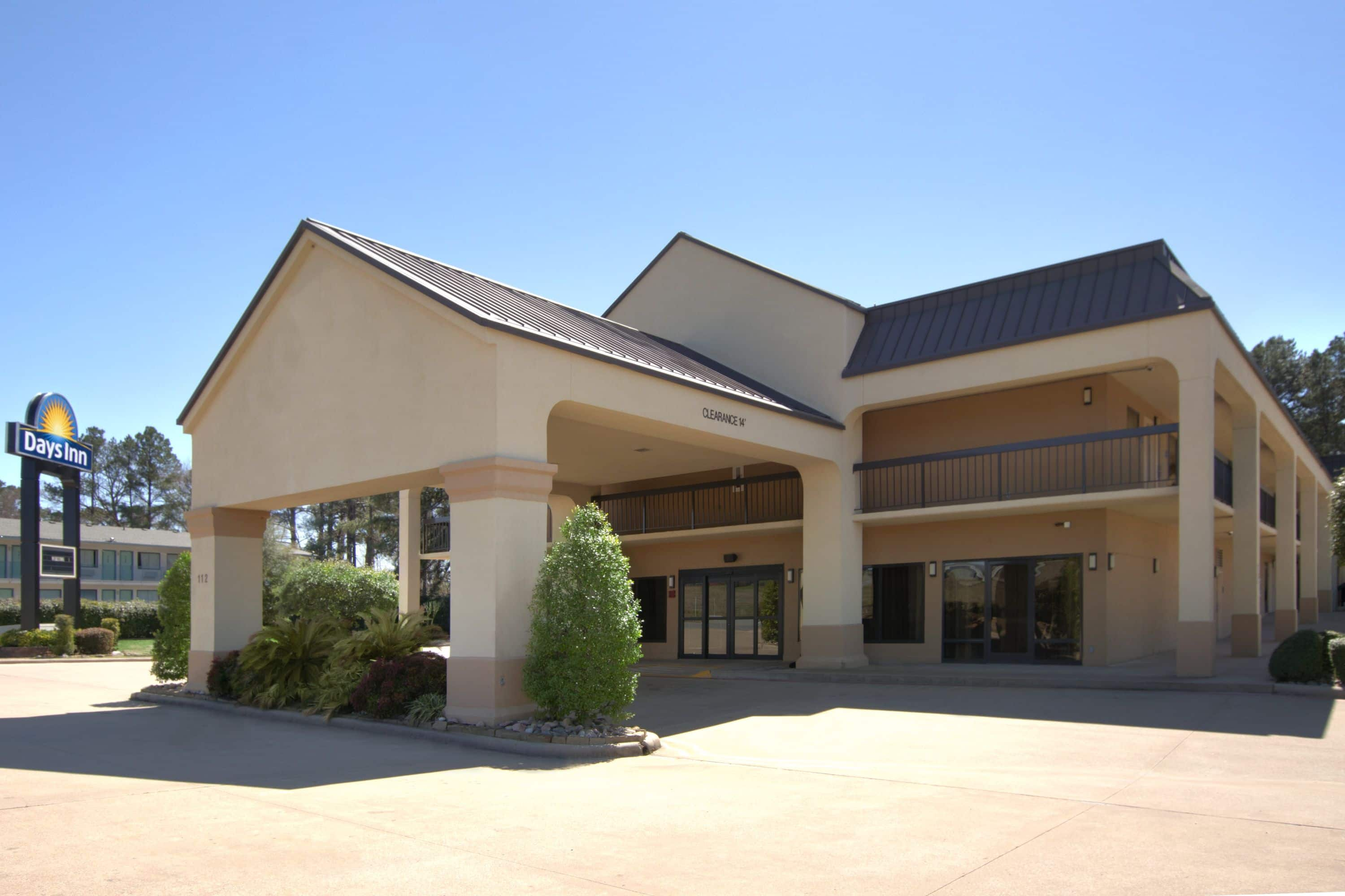 Days Inn by Wyndham Longview South | Longview, TX Hotels