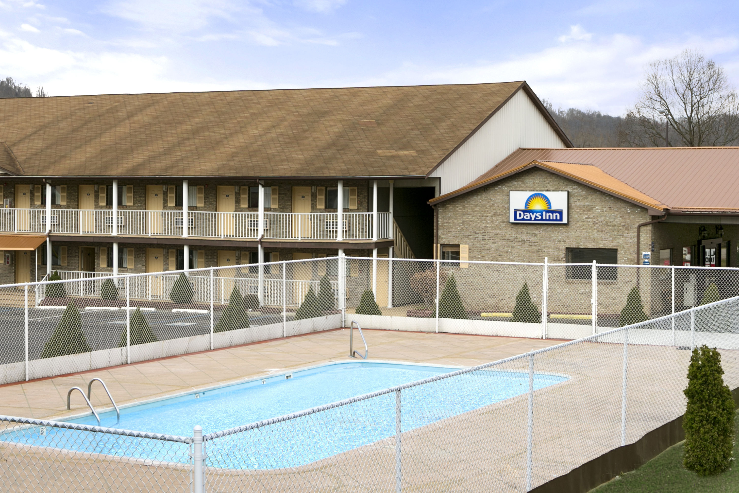 Days Inn By Wyndham Huntington Huntington Wv Hotels