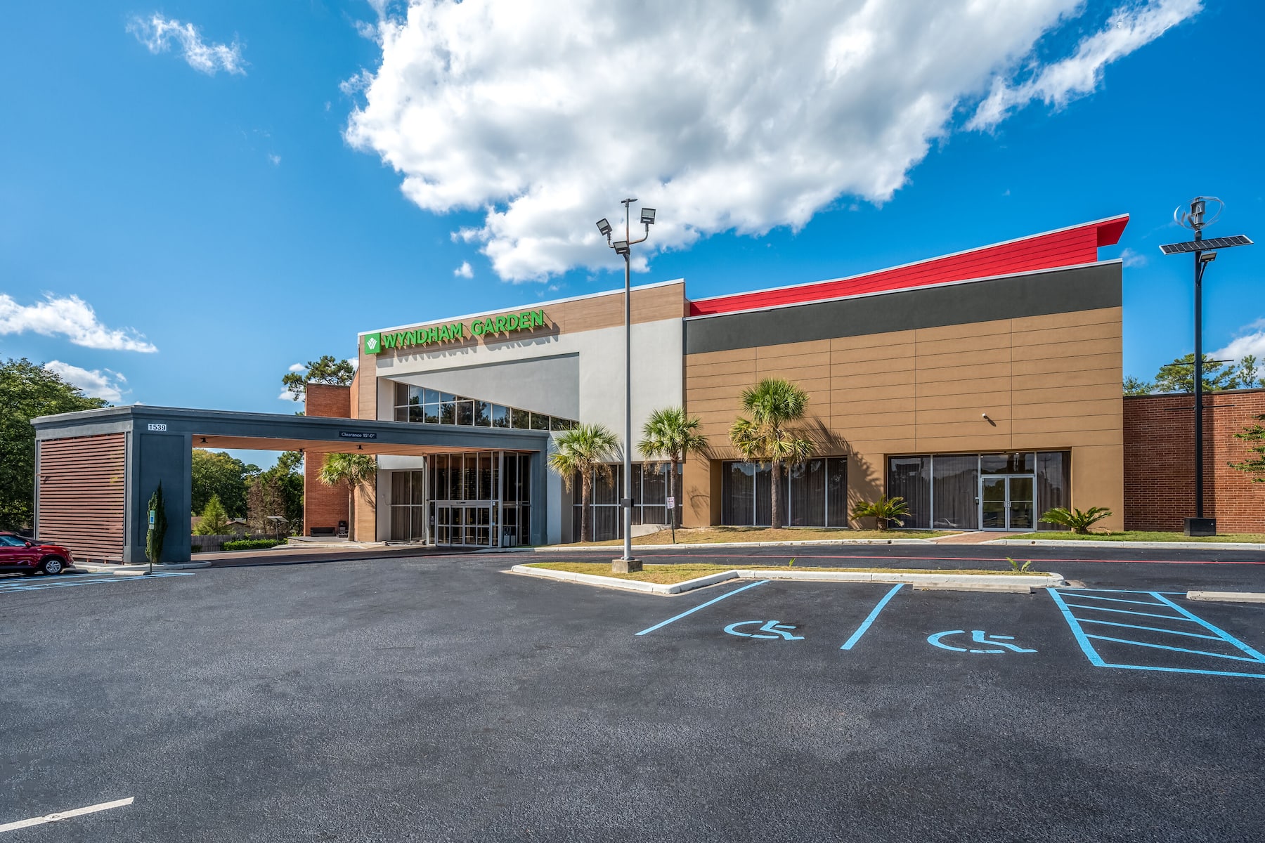 Exterior Day Image of Wyndham Garden Columbia/Ft. Jackson hotel in Columbia, South Carolina