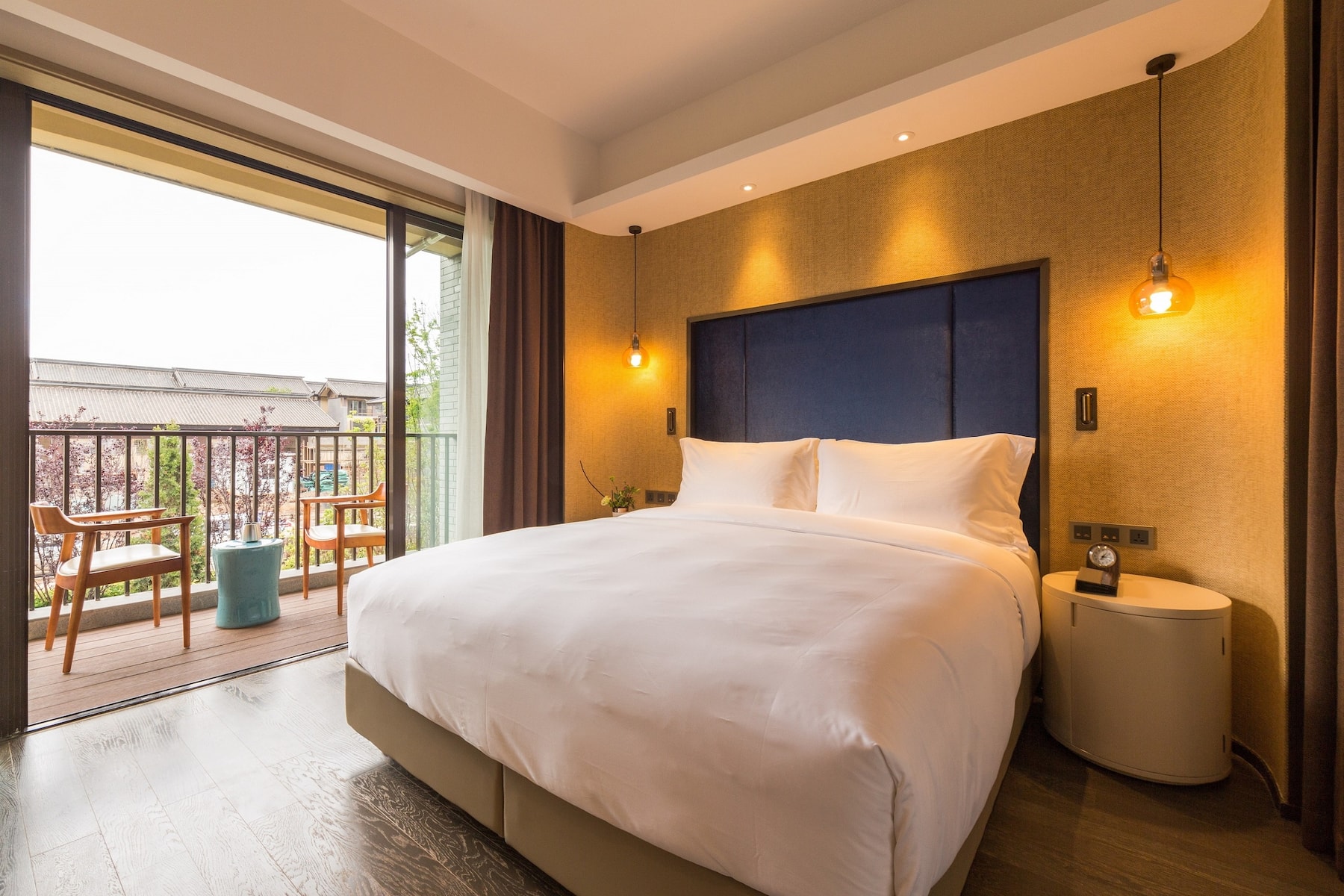 Wyndham Grand Royal Hotel Jinlin Lijiang suite in Lijiang, Other than US/Canada