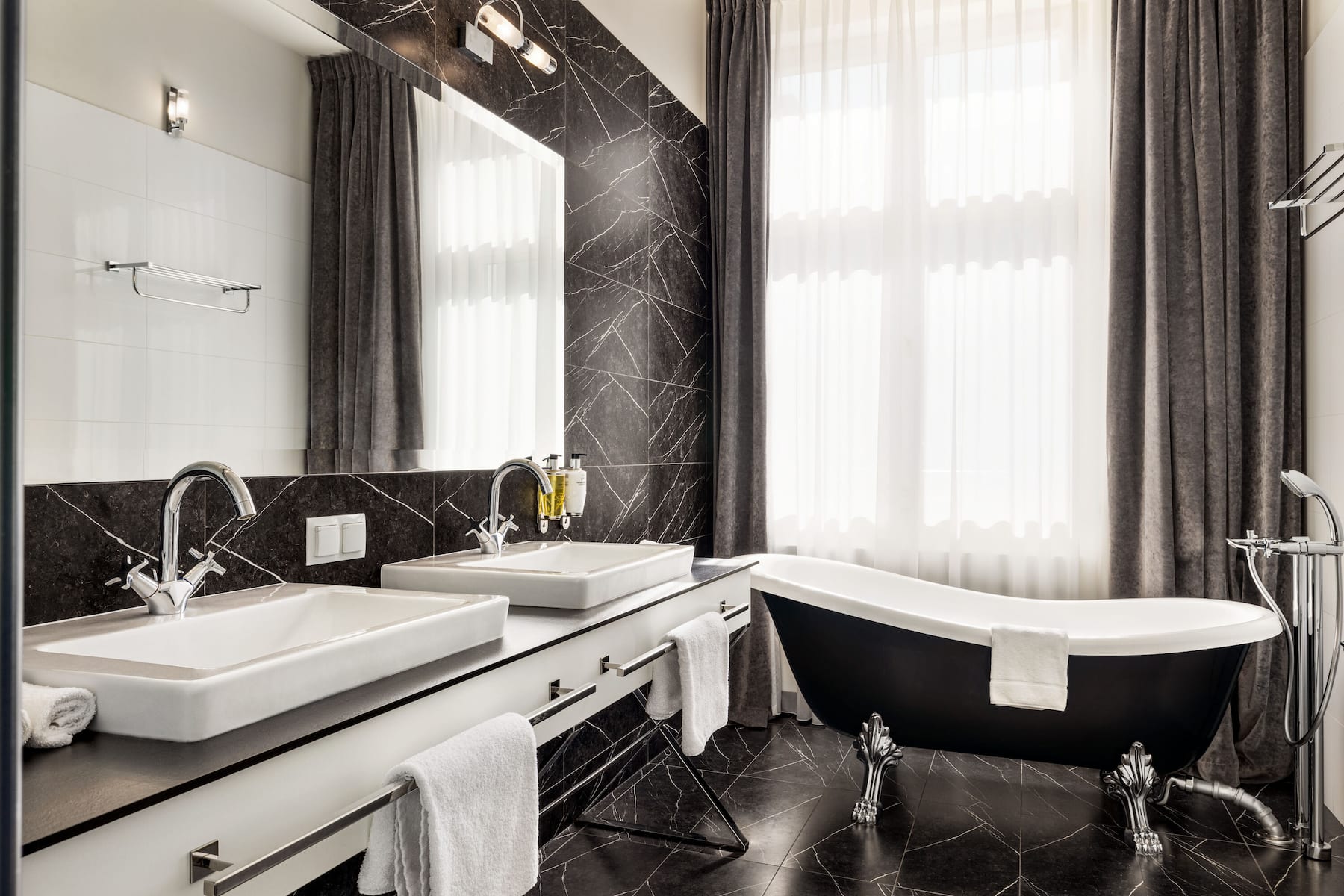 Guest room bath at the Wyndham Grand Krakow Old Town in Cracow, Other than US/Canada