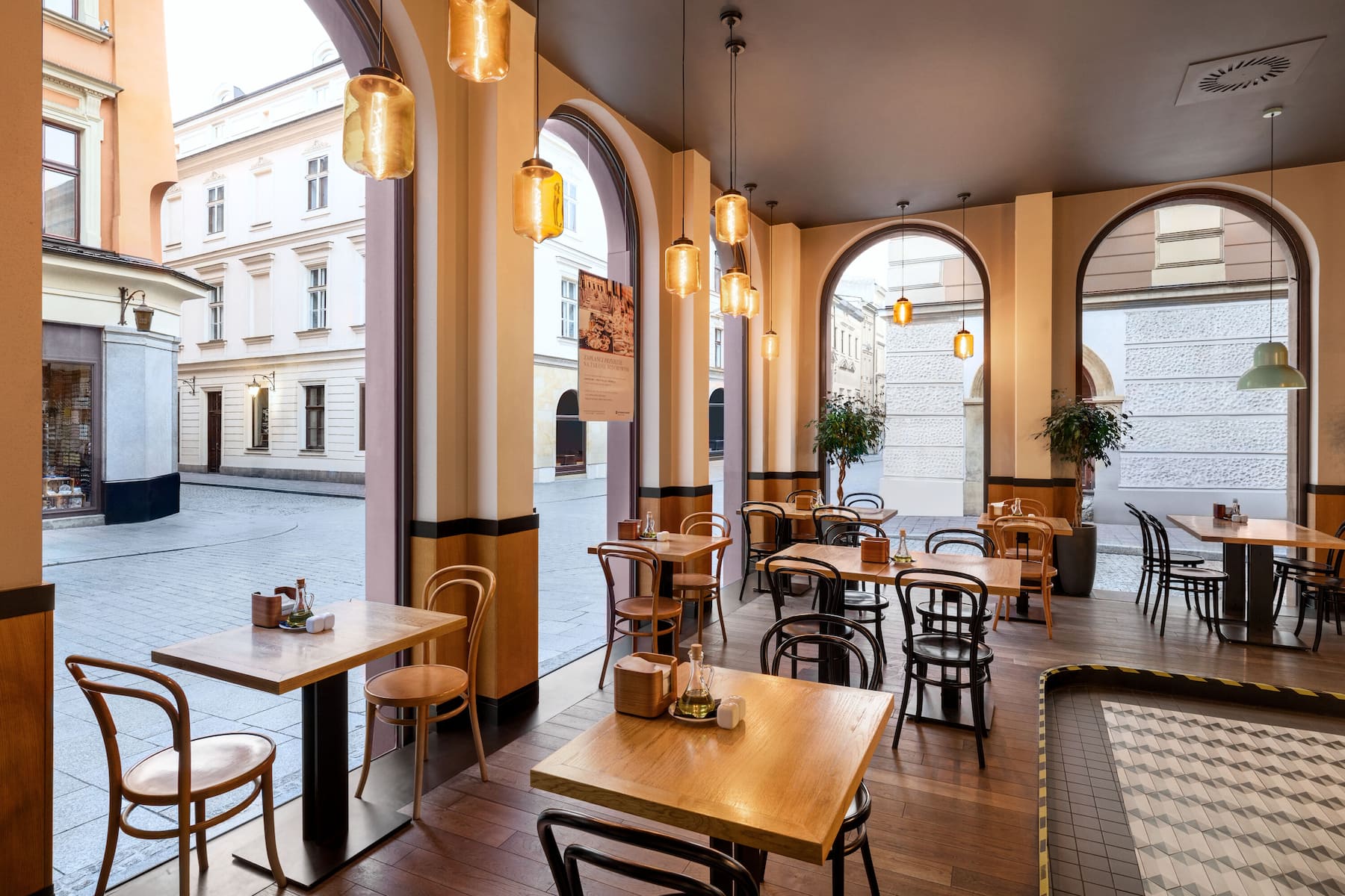 Wyndham Grand Krakow Old Town restaurant in Cracow, Other than US/Canada