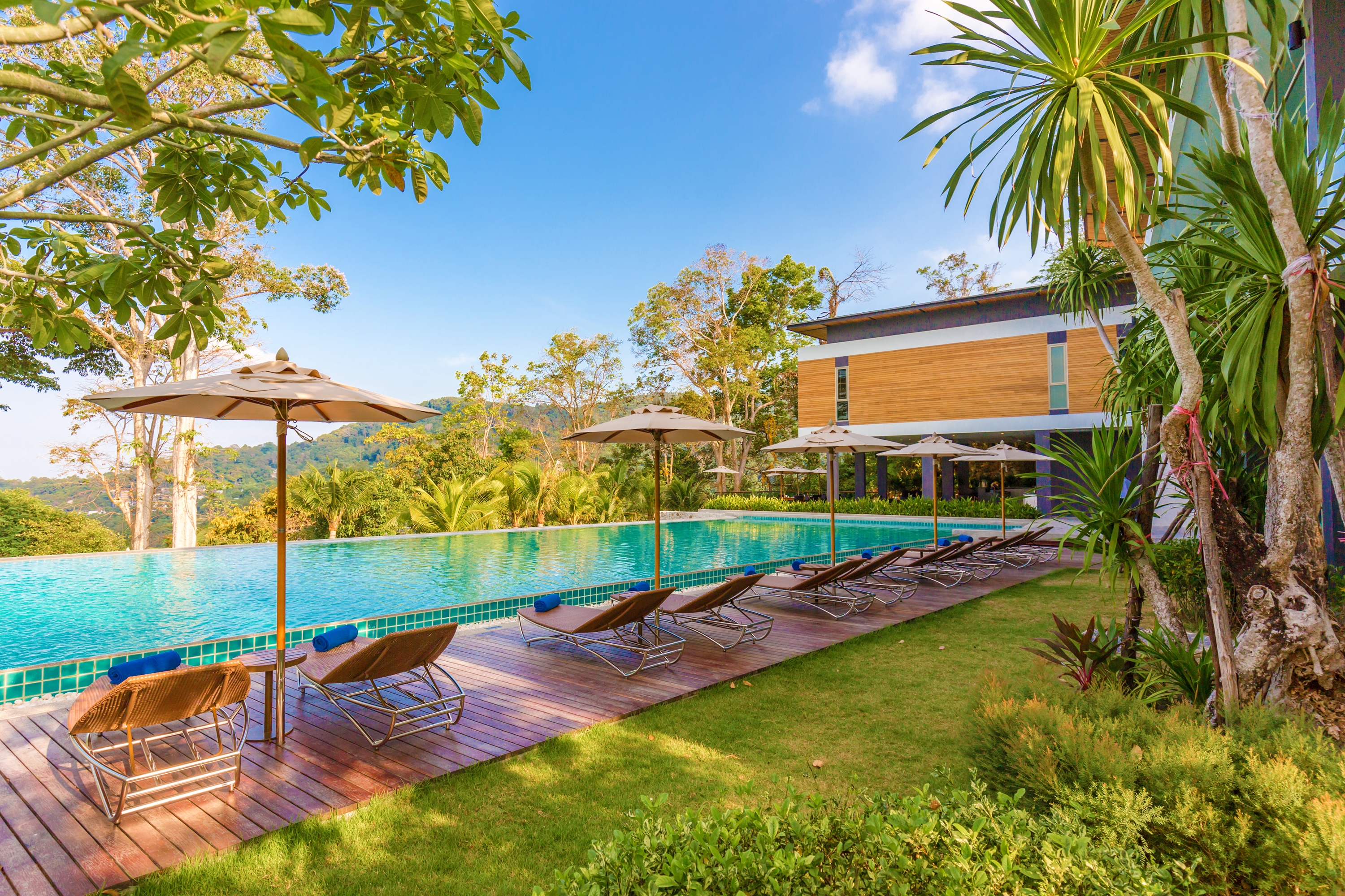 Wyndham la vita phuket 4. Wyndham Grand Phuket Kalim Bay 5*. Отель Wyndham la Vita Phuket 5*. Kalim Resort 4* (Патонг). Wyndham la Vita Phuket 5 Пхукет Раваи.