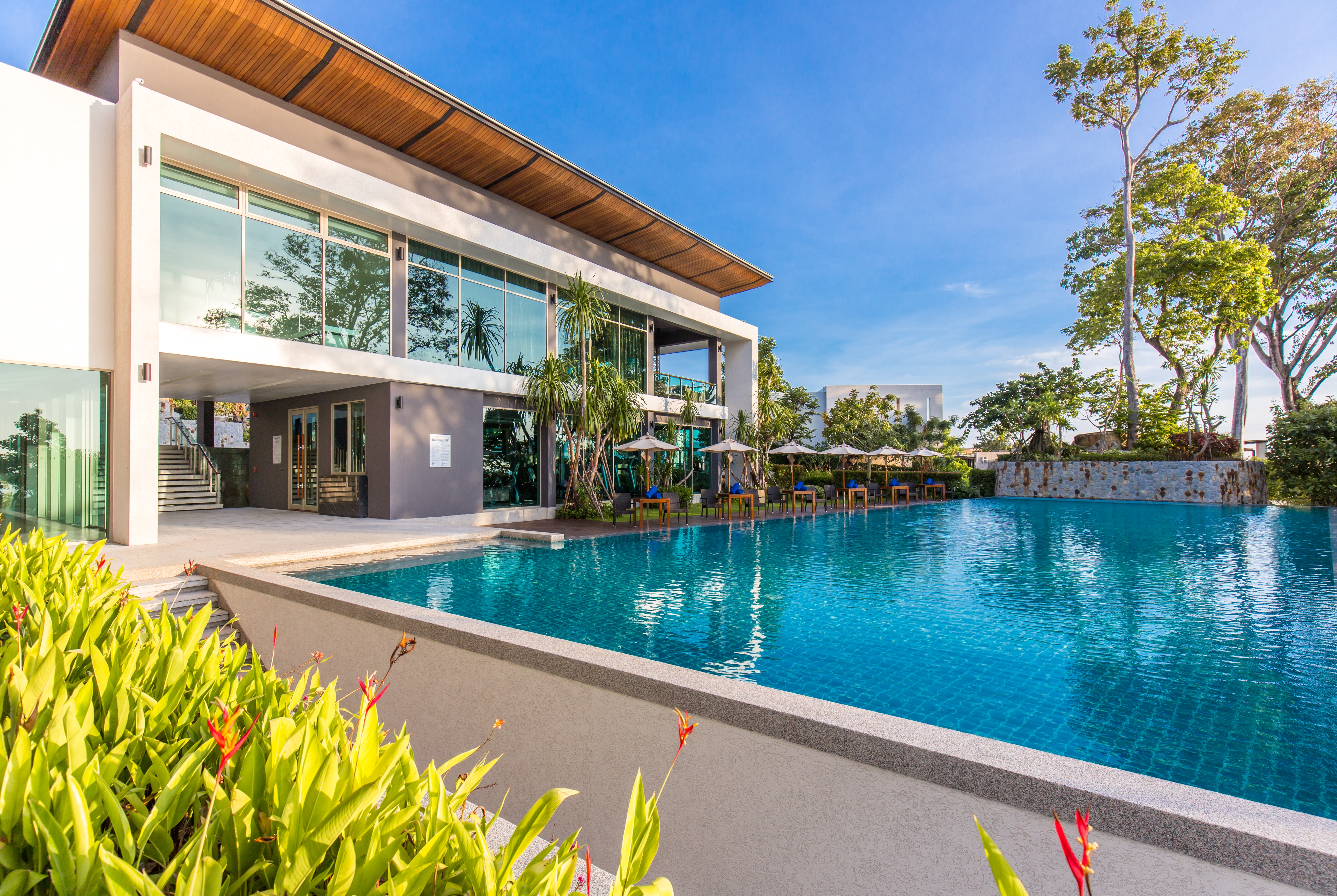 Wyndham la vita phuket 4. Кондо Гранд Пхукет. Wyndham Grand Phuket Kalim Bay 5*. Wyndham la Vita Phuket. Отель Wyndham la Vita Phuket 5*.