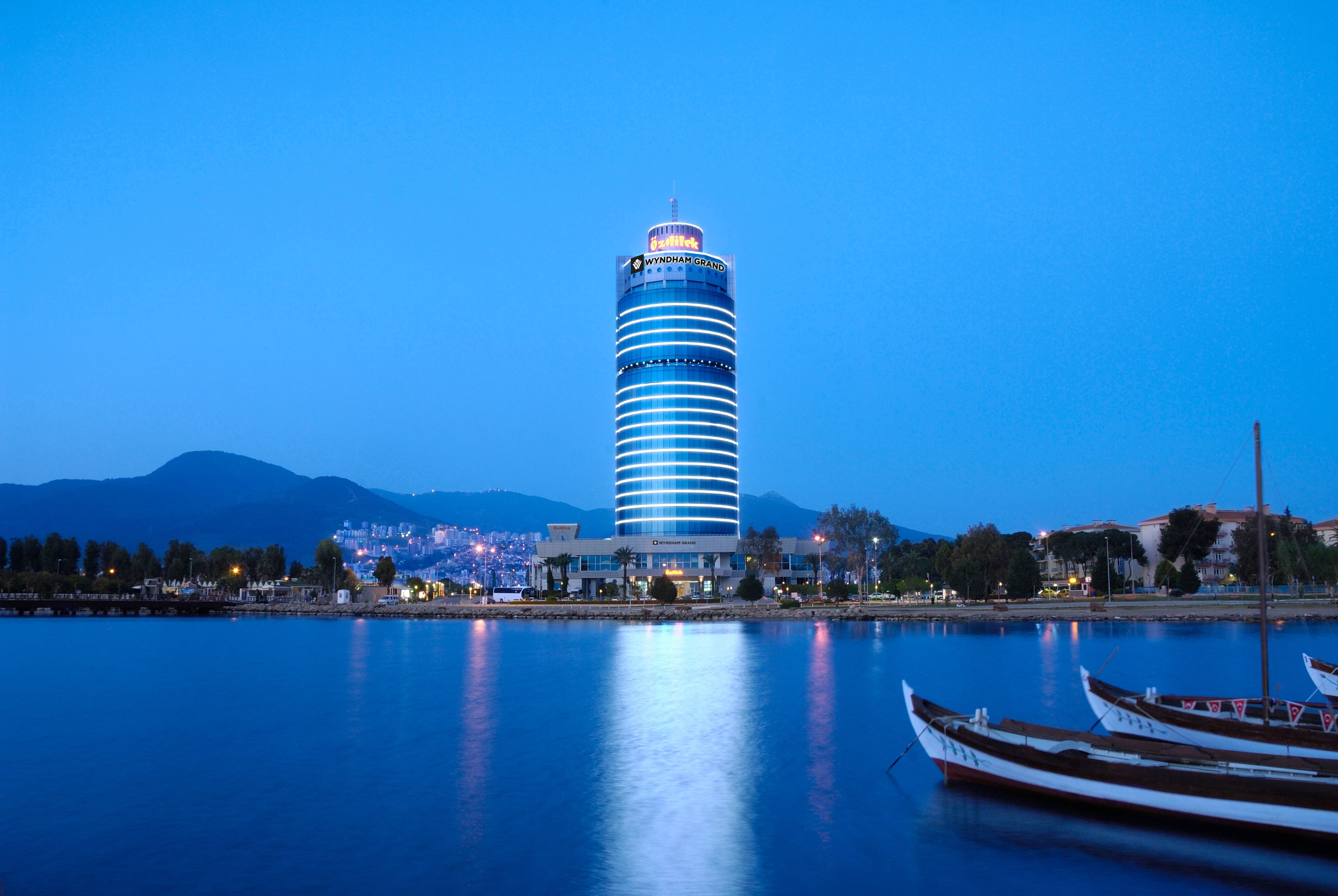 Wyndham Grand Izmir Ozdilek Thermal & Spa | Izmir, TR Hotels