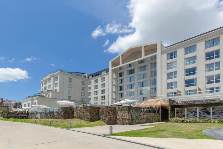 Exterior Day Image of Wyndham Nordelta Tigre Buenos Aires hotel in Tigre, Other than US/Canada