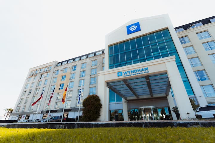 Exterior of Wyndham Nordelta Tigre Buenos Aires hotel in Tigre, Other than US/Canada