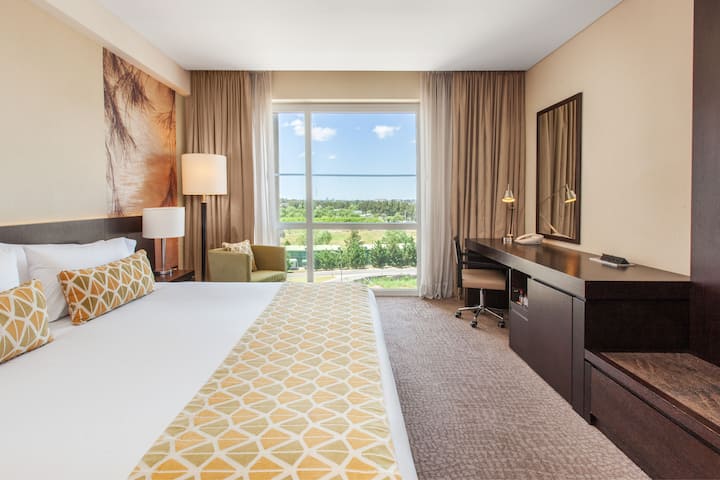 Guest room at the Wyndham Nordelta Tigre Buenos Aires in Tigre, Other than US/Canada