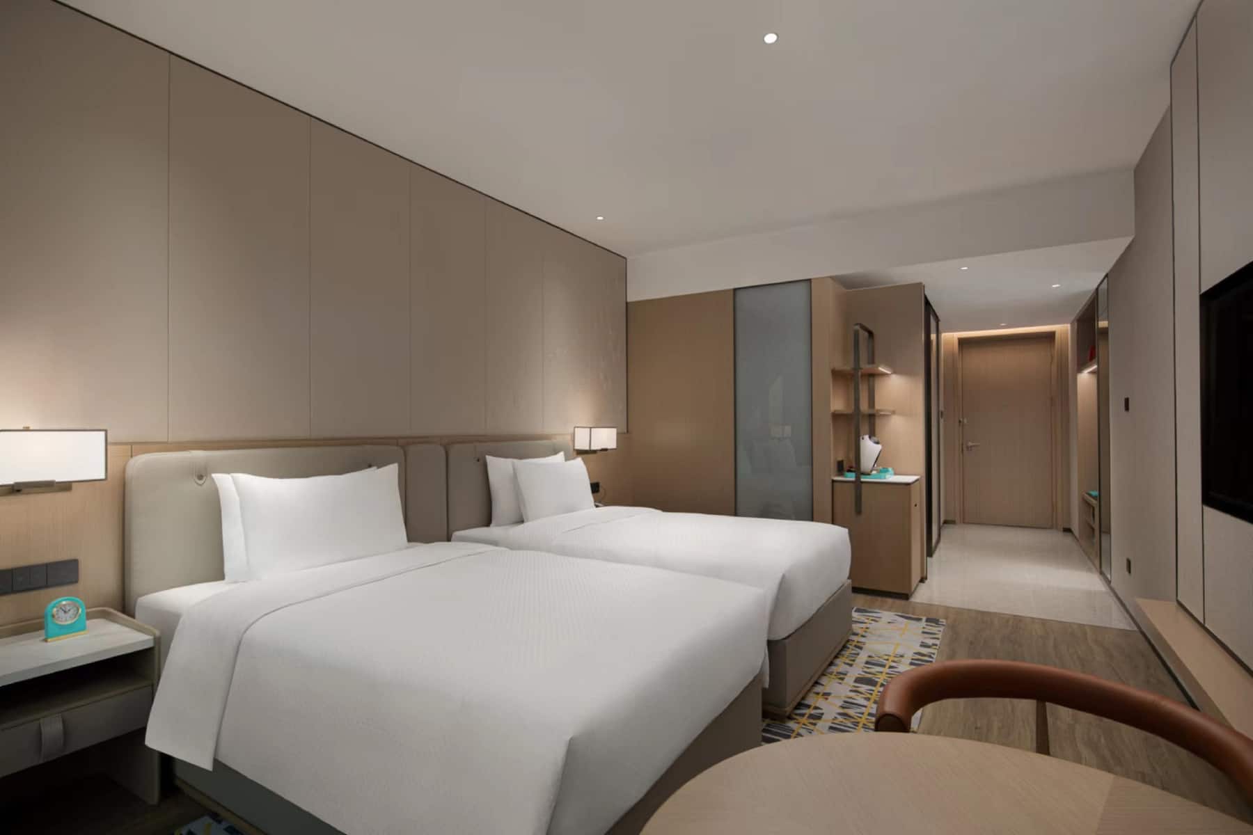 Guest room at the Wyndham Changzhou Xinbei in Changzhou, Other than US/Canada