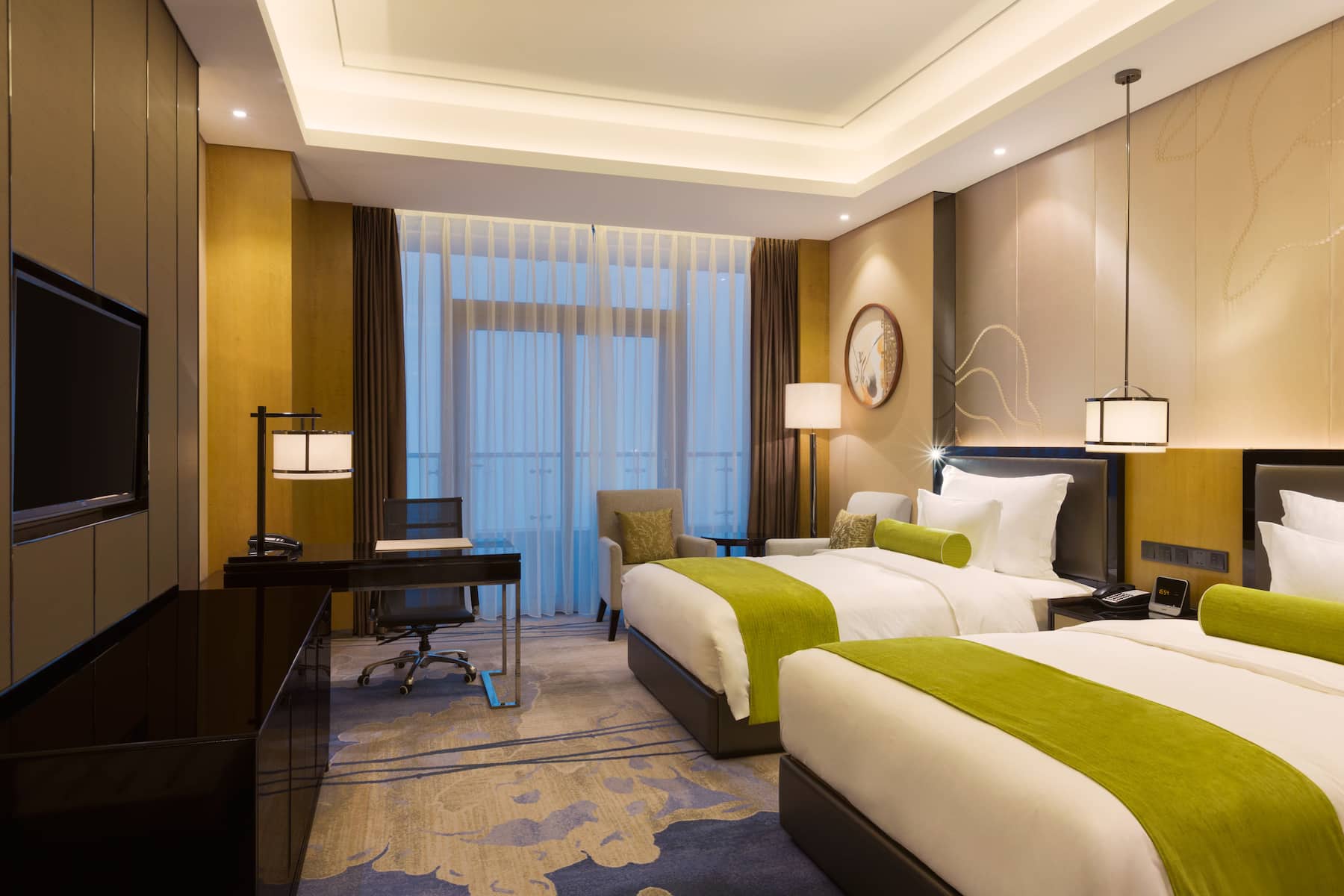 Guest room at the Wyndham Chongqing Yuelai in Chongqing, Other than US/Canada