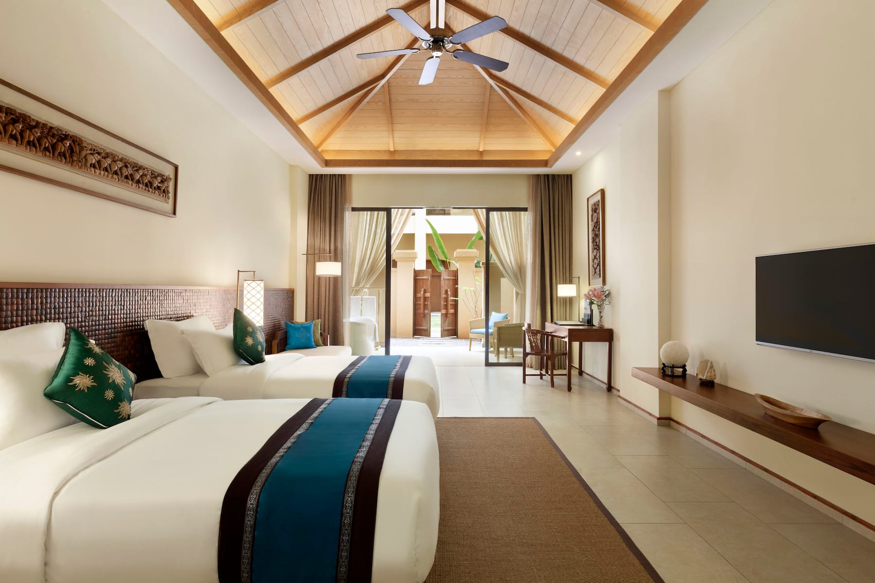 Guest room at the Wyndham Maoming in Maoming, Other than US/Canada