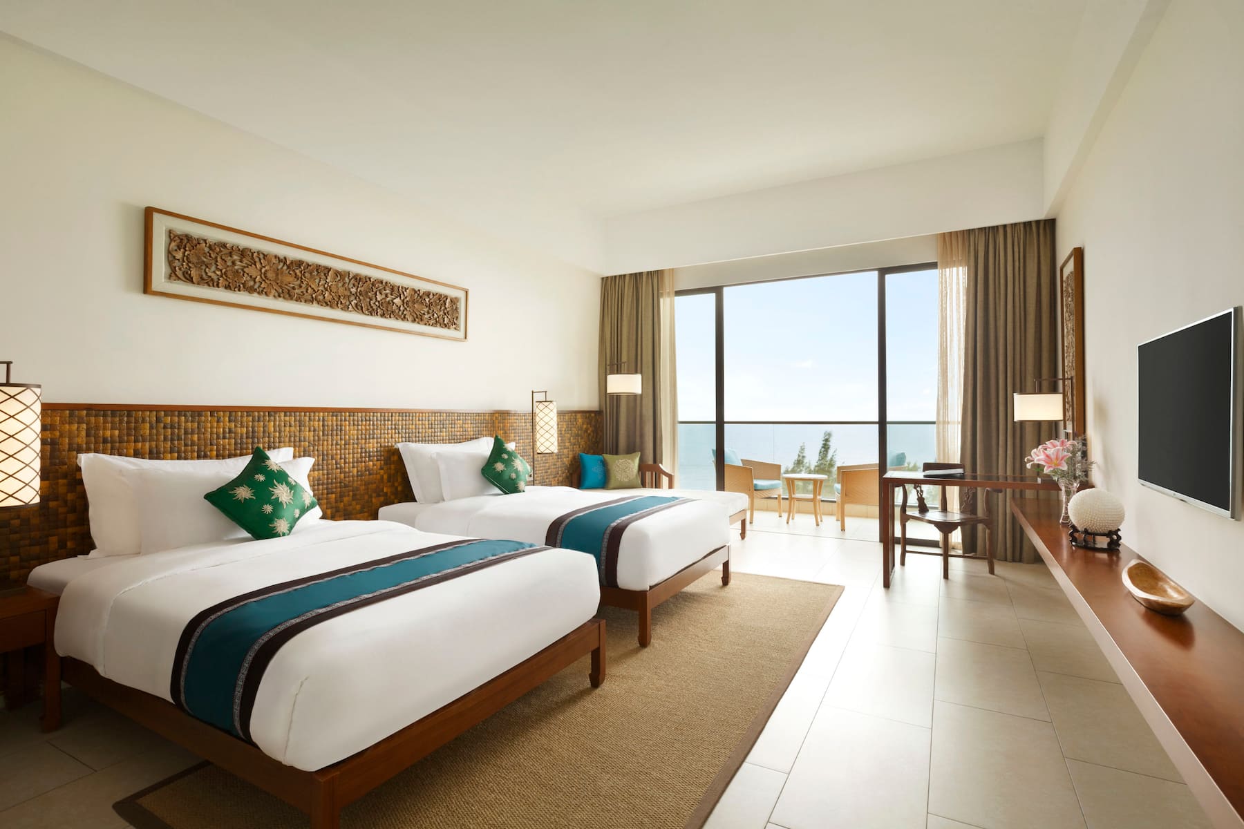 Guest room at the Wyndham Maoming in Maoming, Other than US/Canada