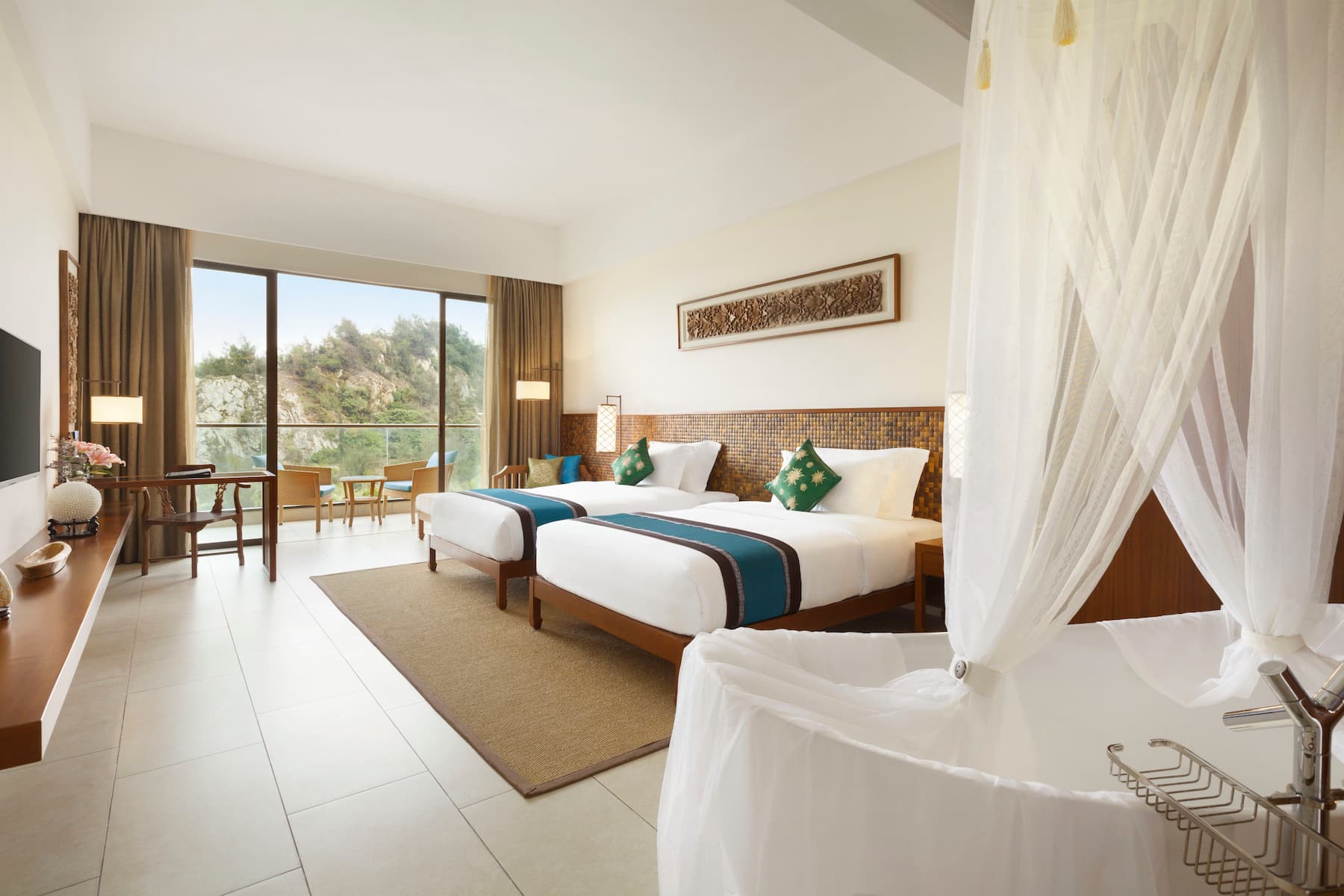 Guest room at the Wyndham Maoming in Maoming, Other than US/Canada