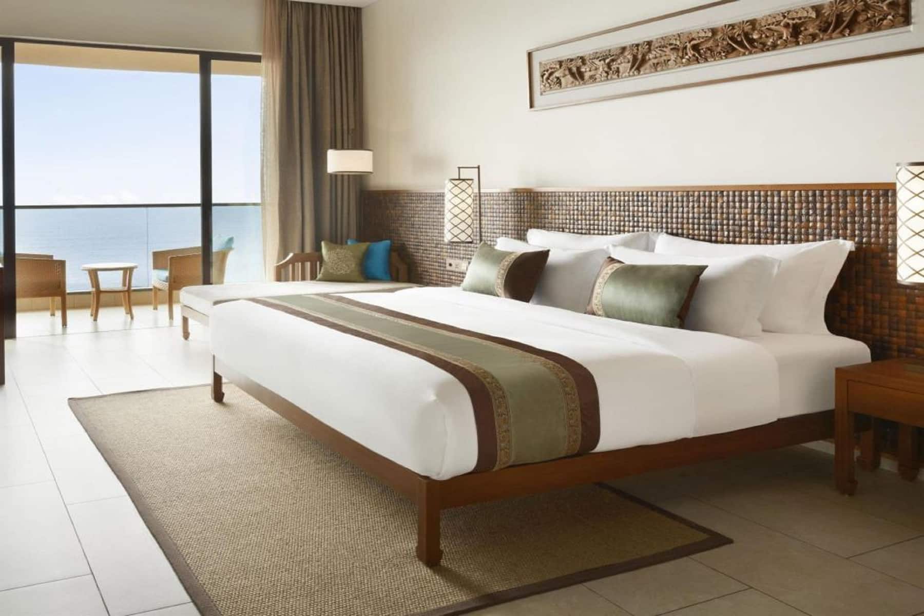 Guest room at the Wyndham Maoming in Maoming, Other than US/Canada