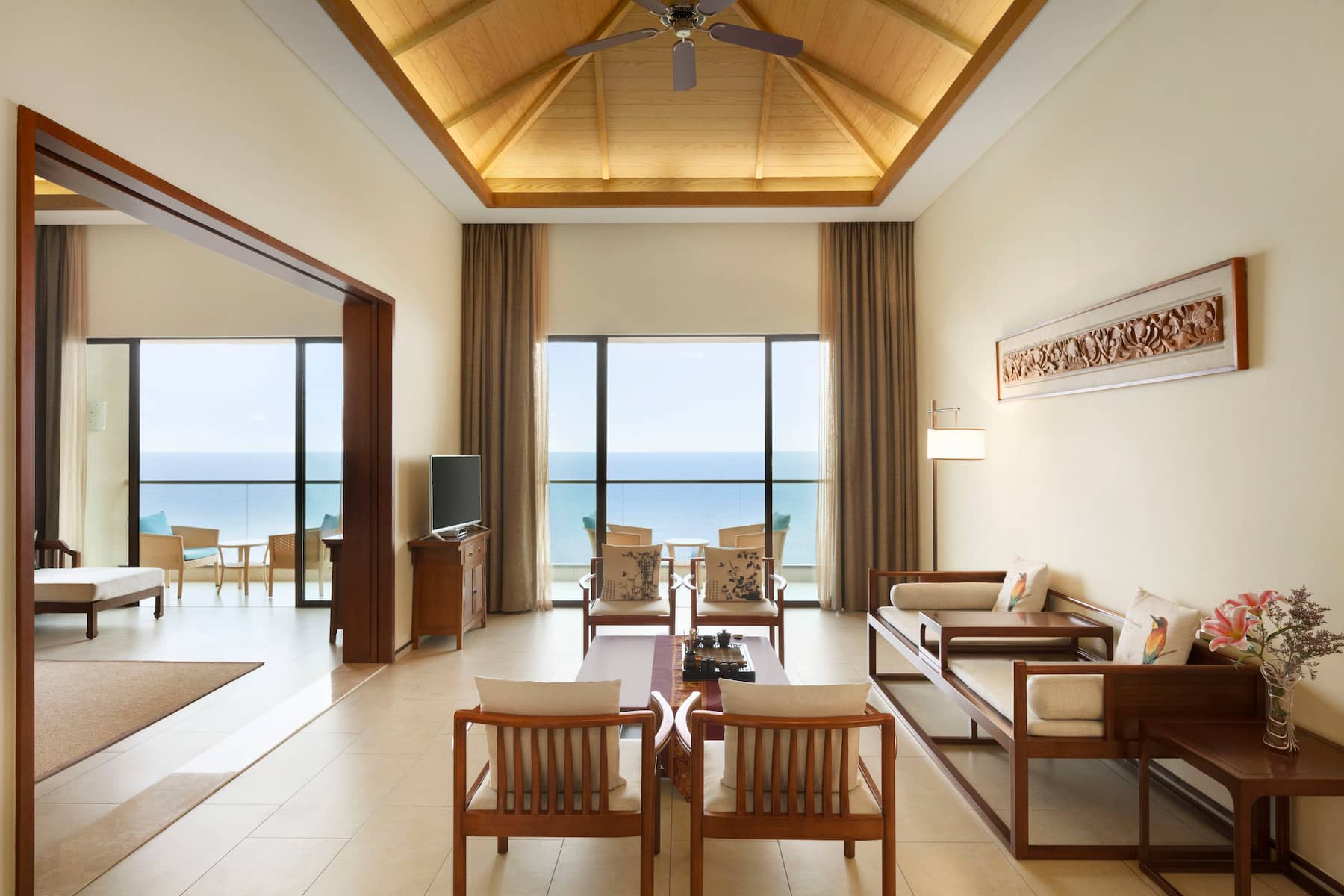 Wyndham Maoming suite in Maoming, Other than US/Canada