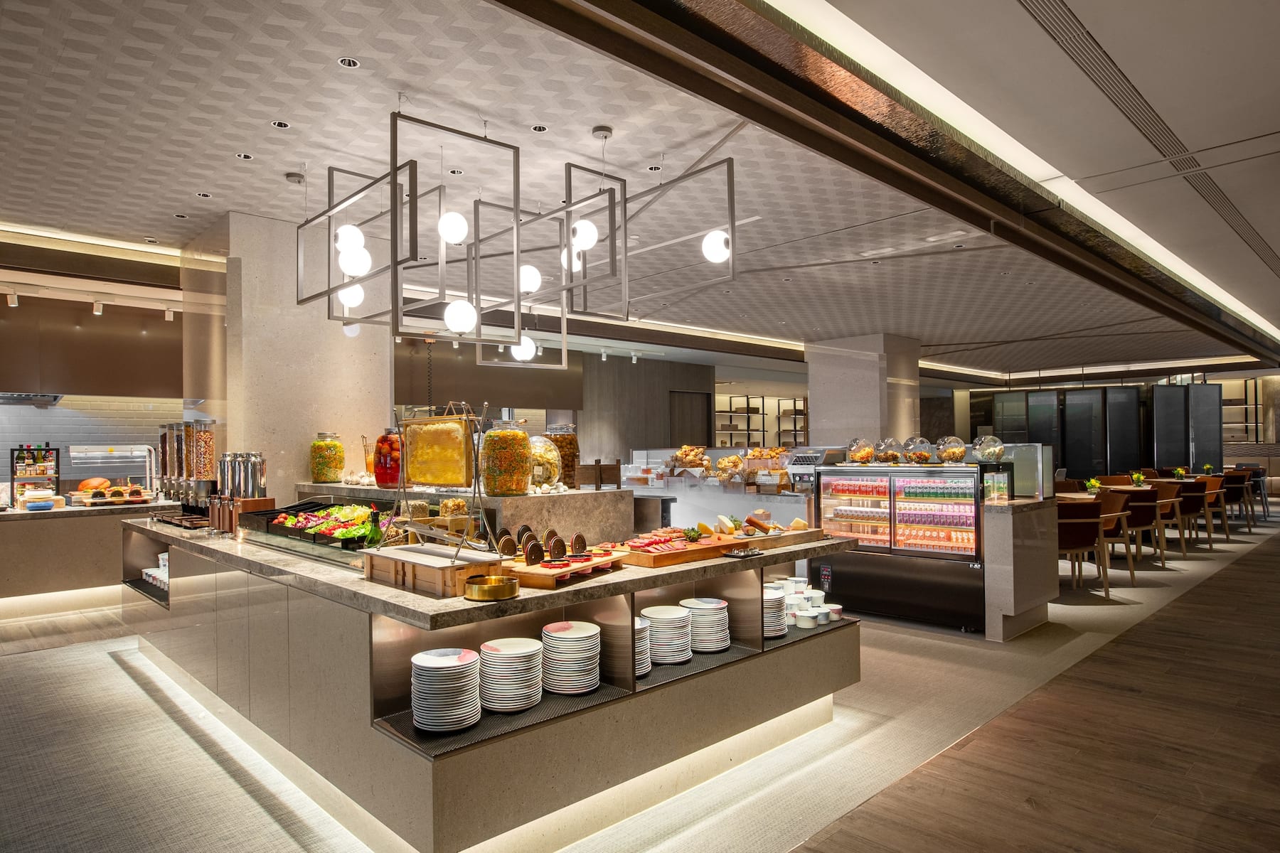 Wyndham Sun Moon Lake restaurant in Taiwan-Nantou, Other than US/Canada