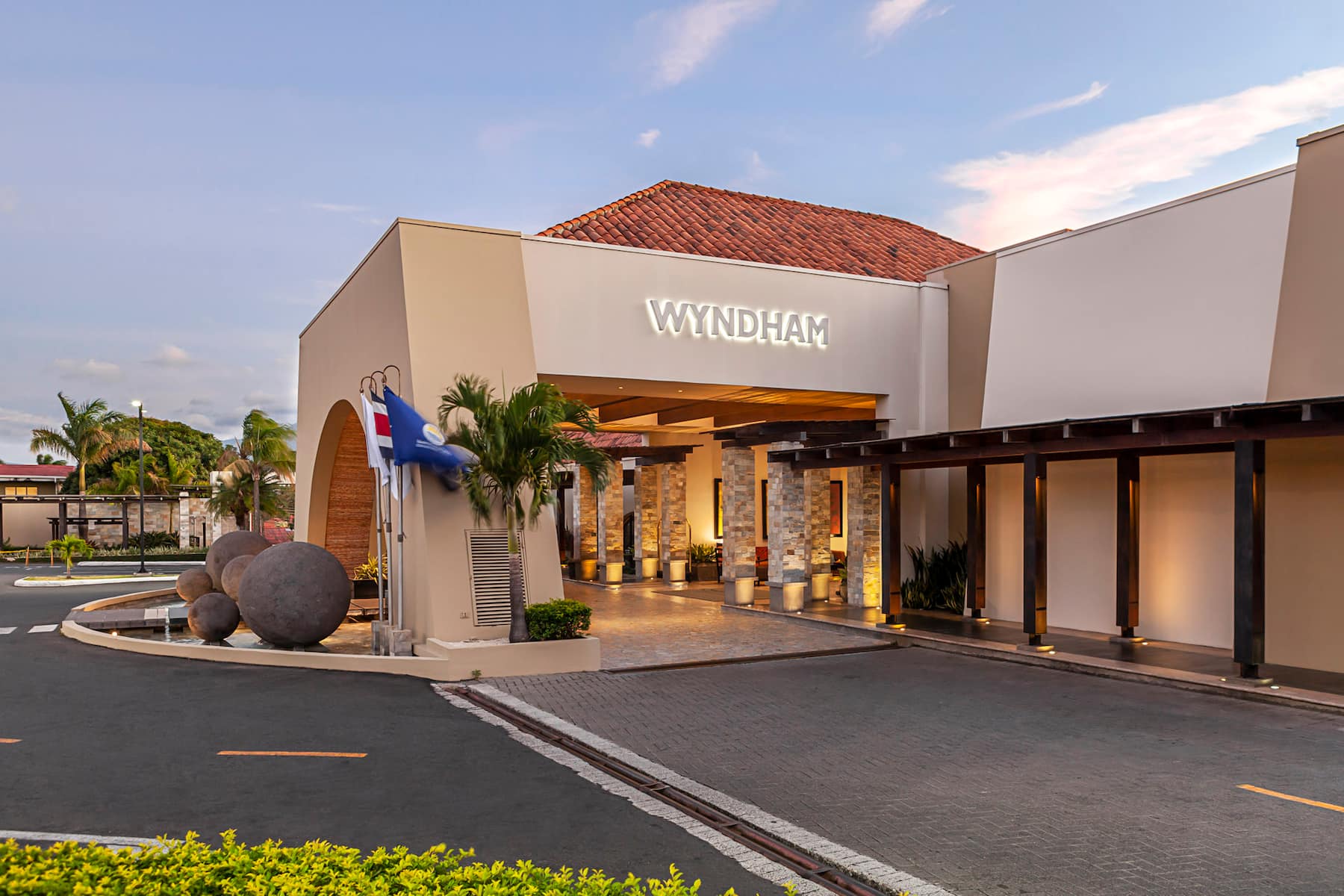 Exterior of Wyndham San Jose Herradura Hotel & Convention Center hotel in San Jose, Other than US/Canada