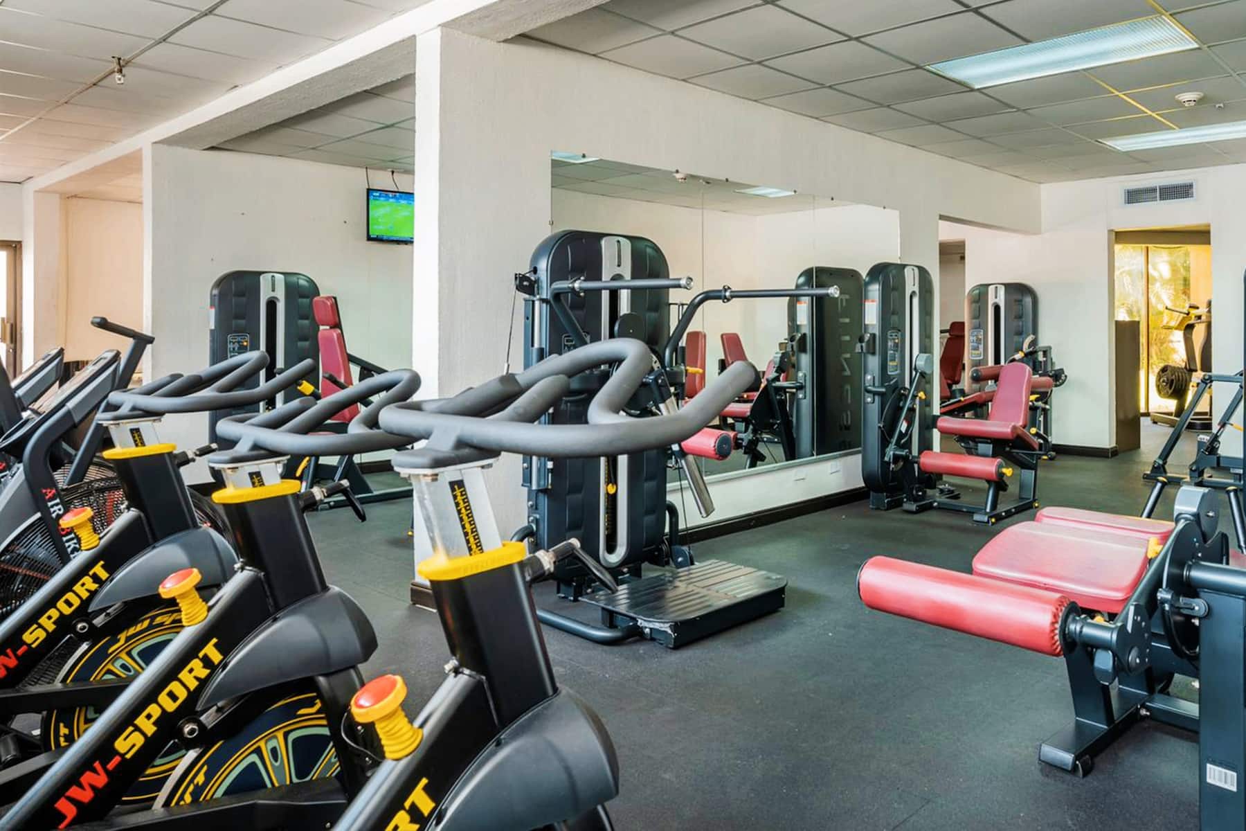 Fitness room at Wyndham San Jose Herradura Hotel & Convention Center in San Jose, Other than US/Canada