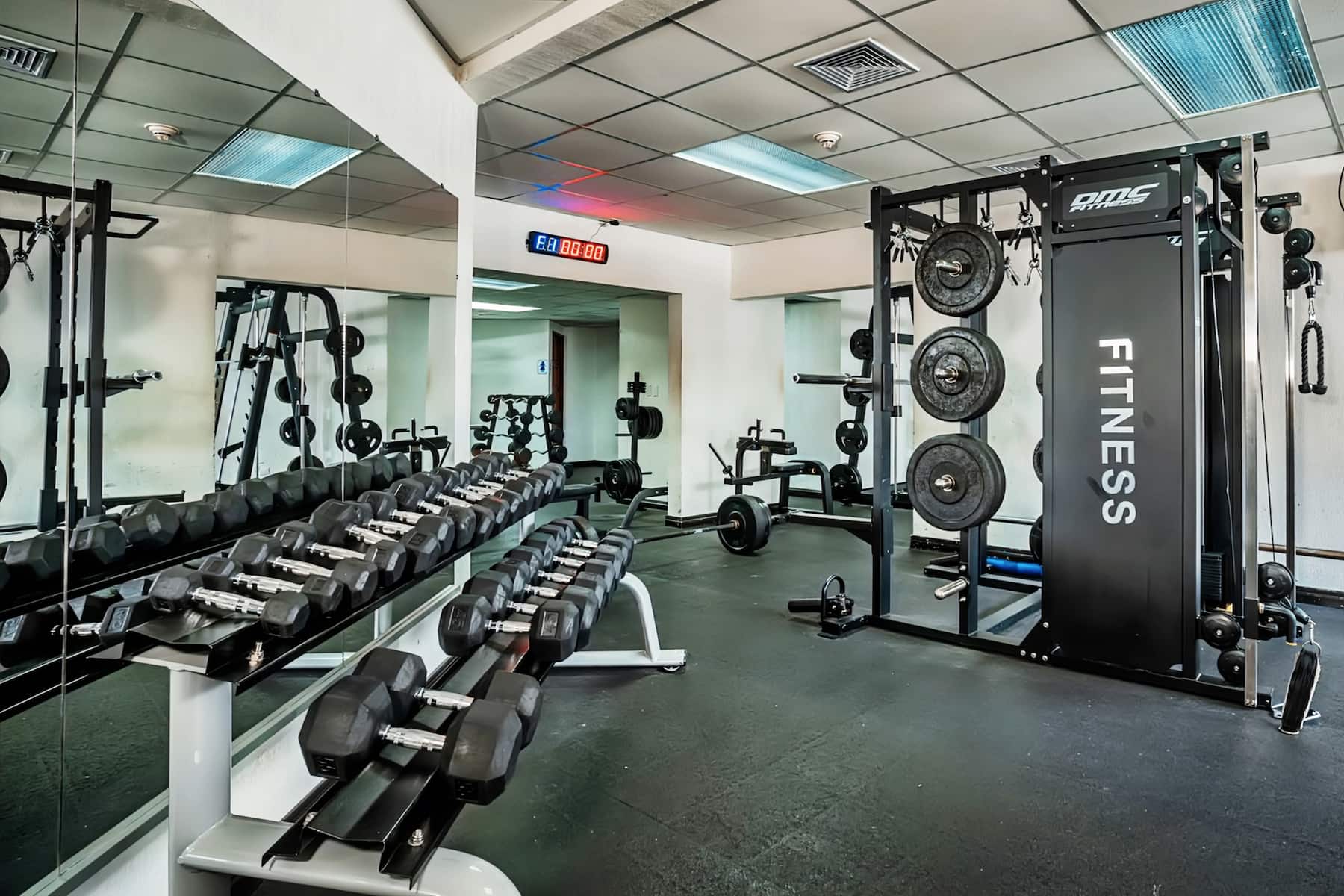Fitness room at Wyndham San Jose Herradura Hotel & Convention Center in San Jose, Other than US/Canada