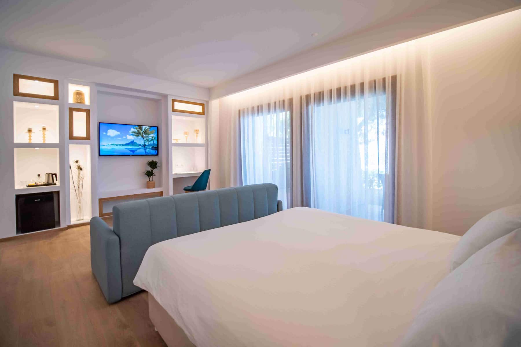 Wyndham Loutraki Poseidon Resort suite living room in Loutraki, Other than US/Canada