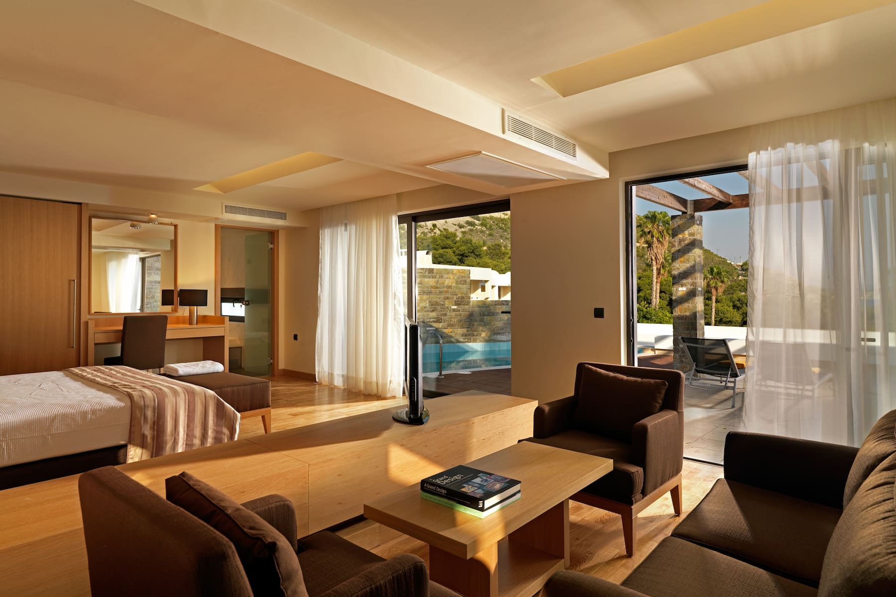 Wyndham Loutraki Poseidon Resort suite in Loutraki, Other than US/Canada