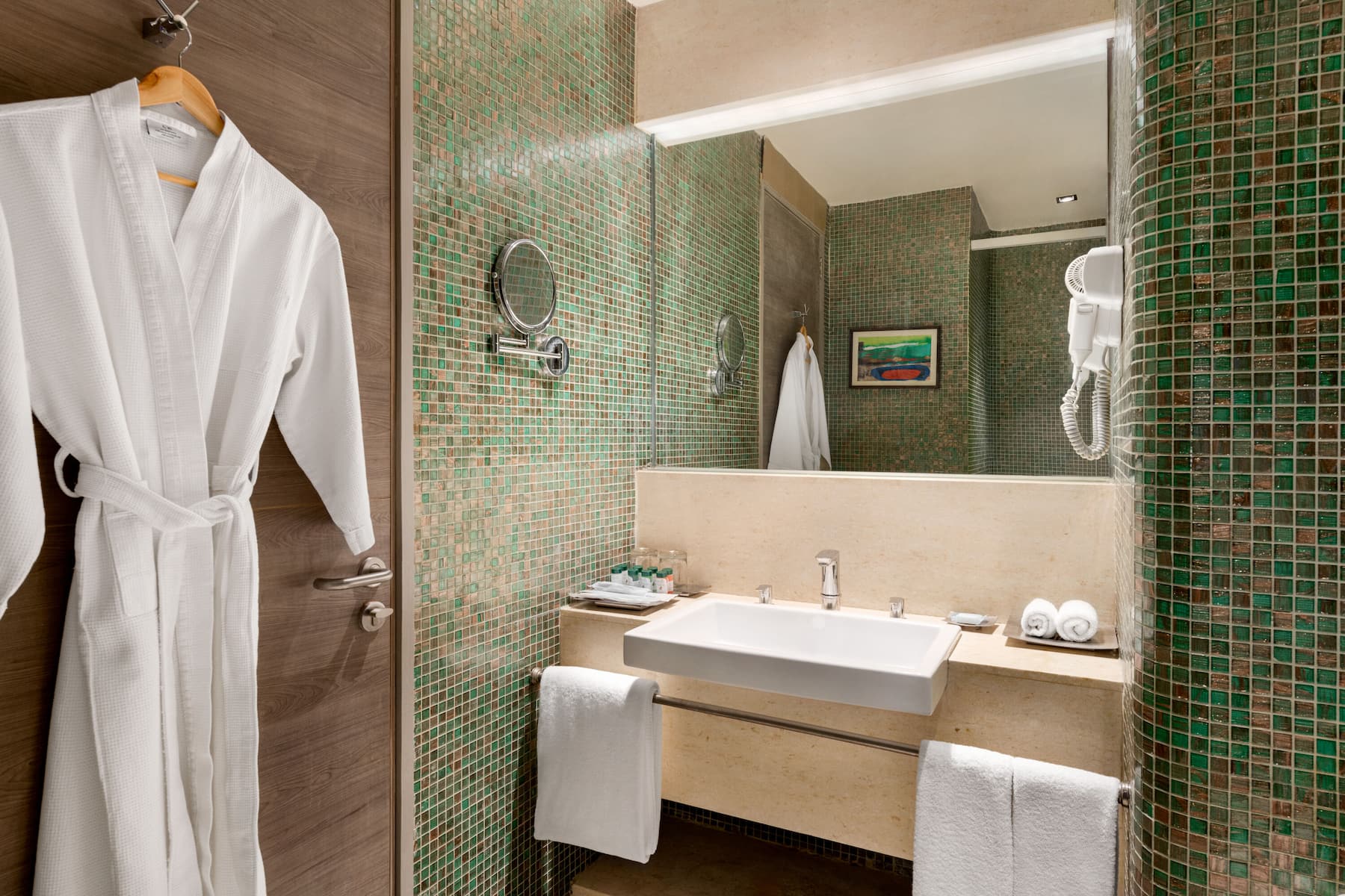 Guest room bath at the Wyndham Ahmedabad Shela in Ahmedabad, Other than US/Canada